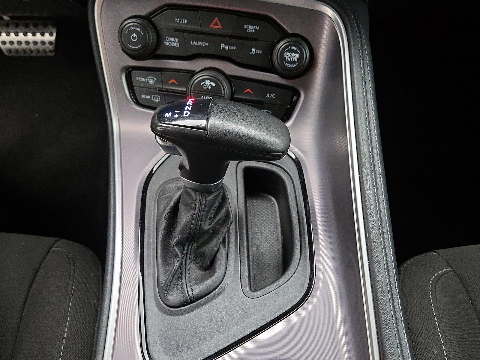2022 Dodge Challenger R/T - Photo 18