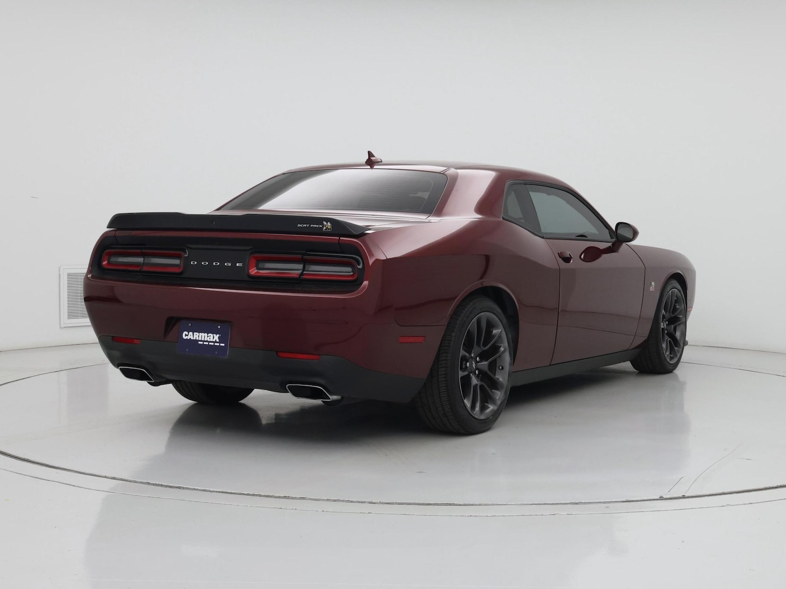 2022 Dodge Challenger R/T - Photo 9