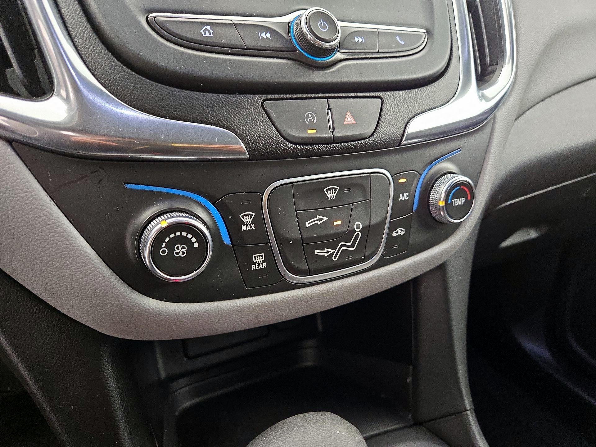 Thumbnail: 2022 Chevrolet Equinox - 16