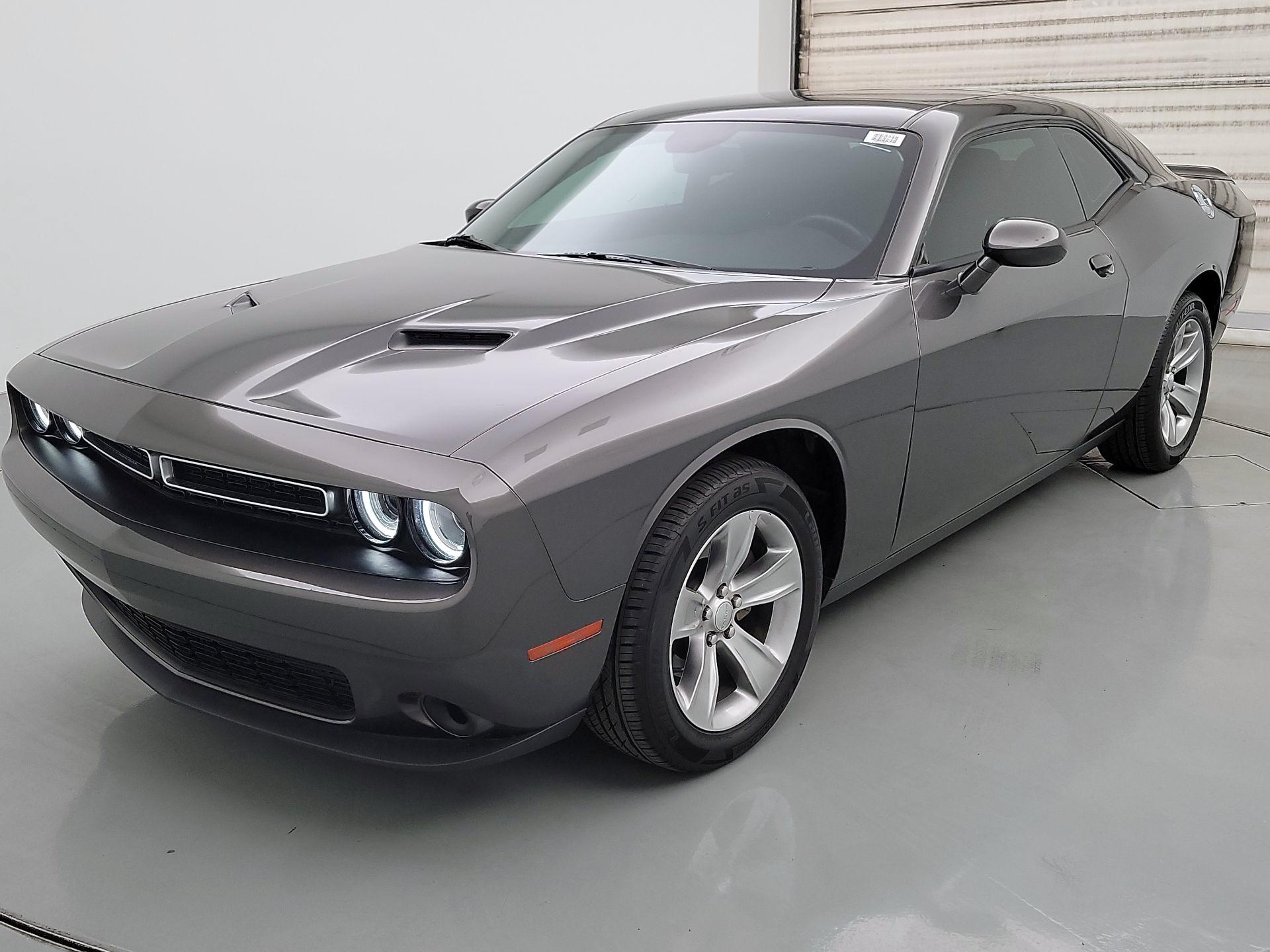 Thumbnail: 2020 Dodge Challenger - 3