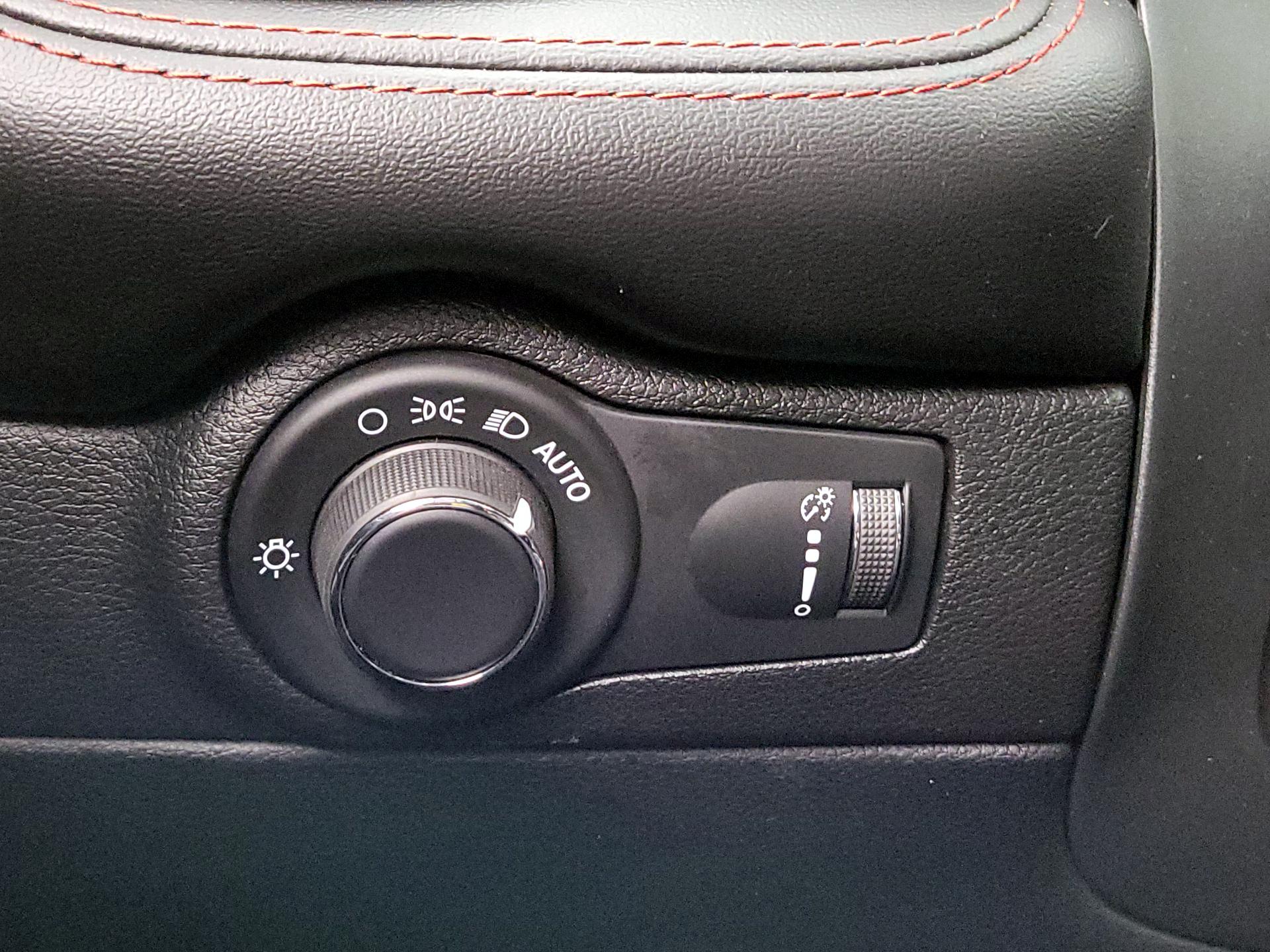 Thumbnail: 2025 Dodge Durango - 13