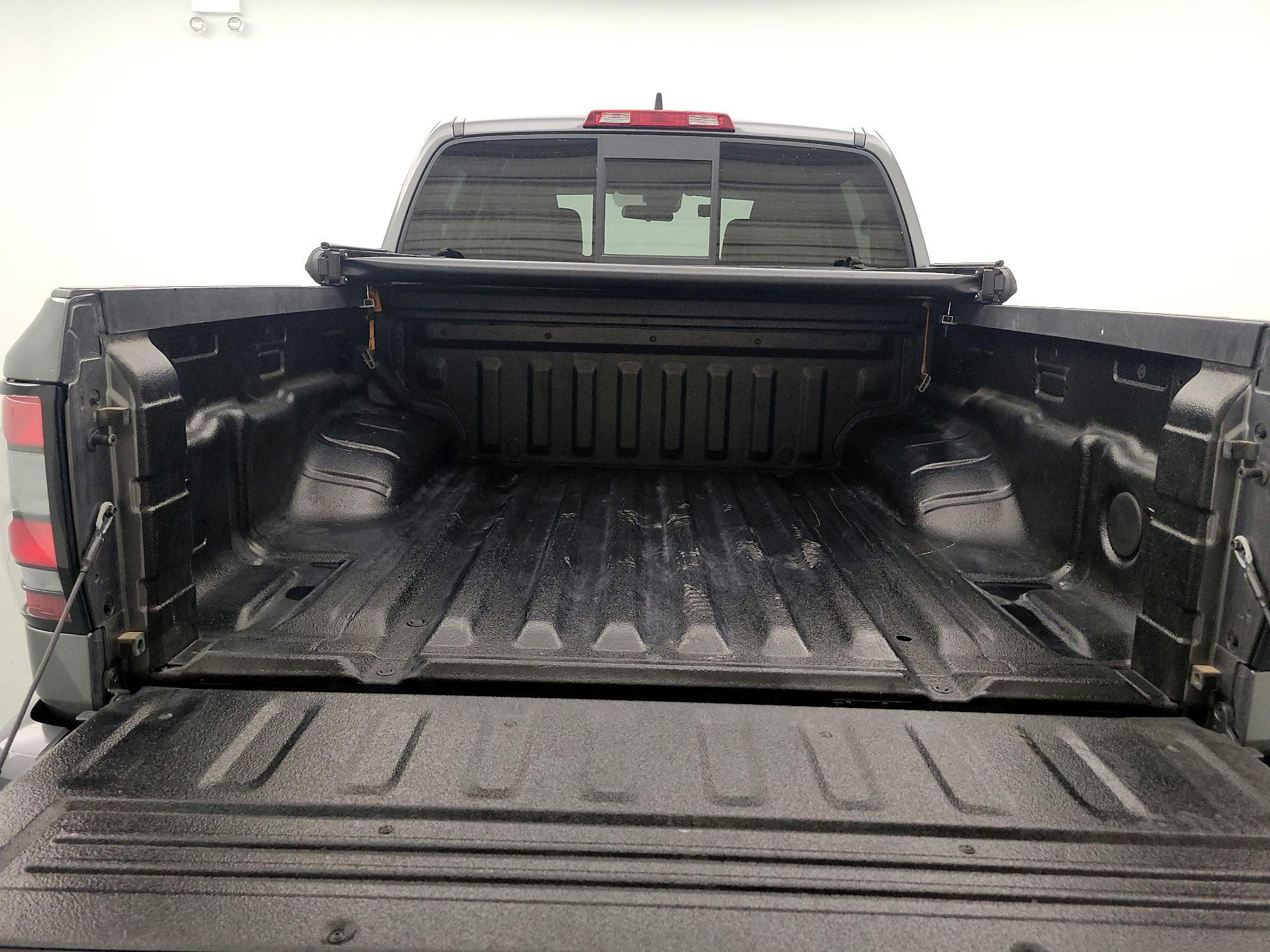 Thumbnail: 2022 Nissan Frontier - 20