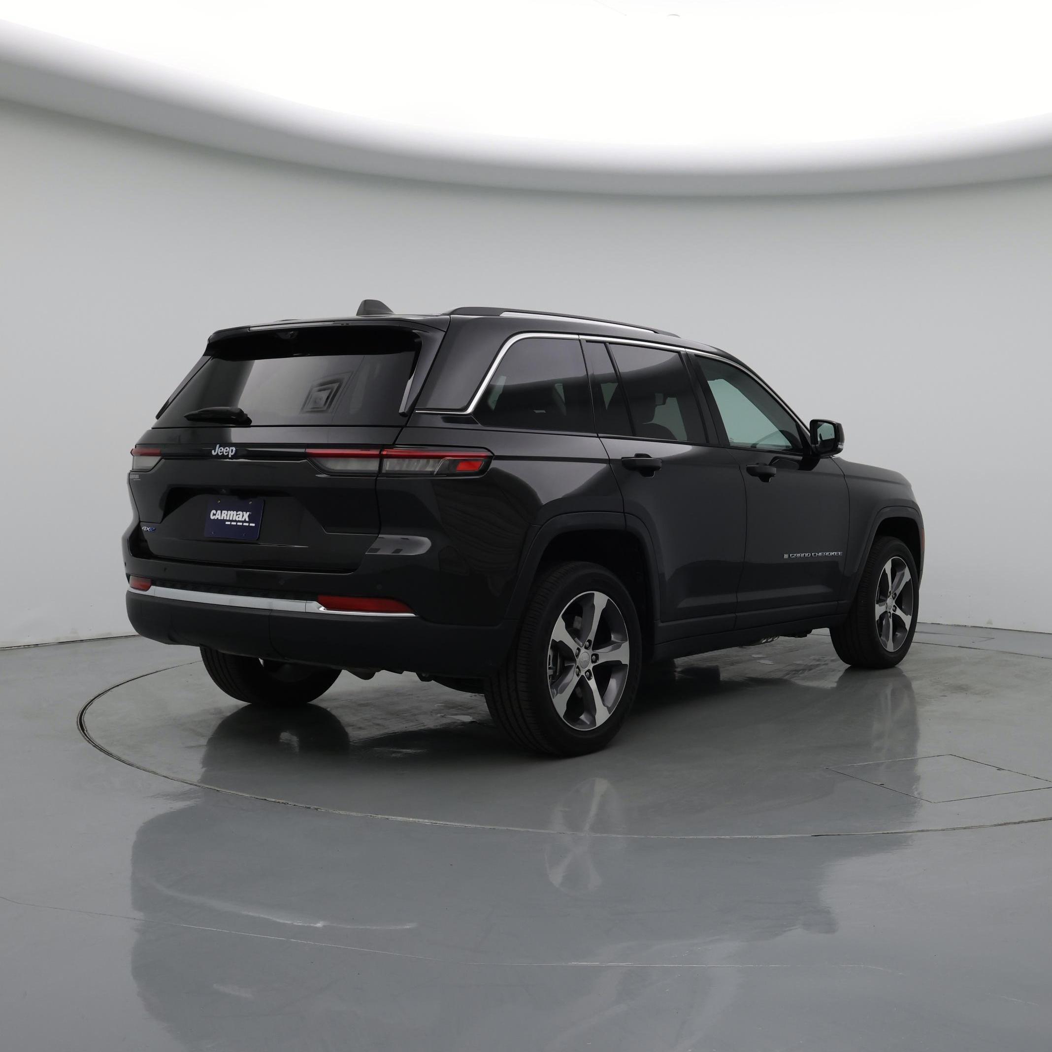 Thumbnail: 2024 Jeep Grand Cherokee - 8