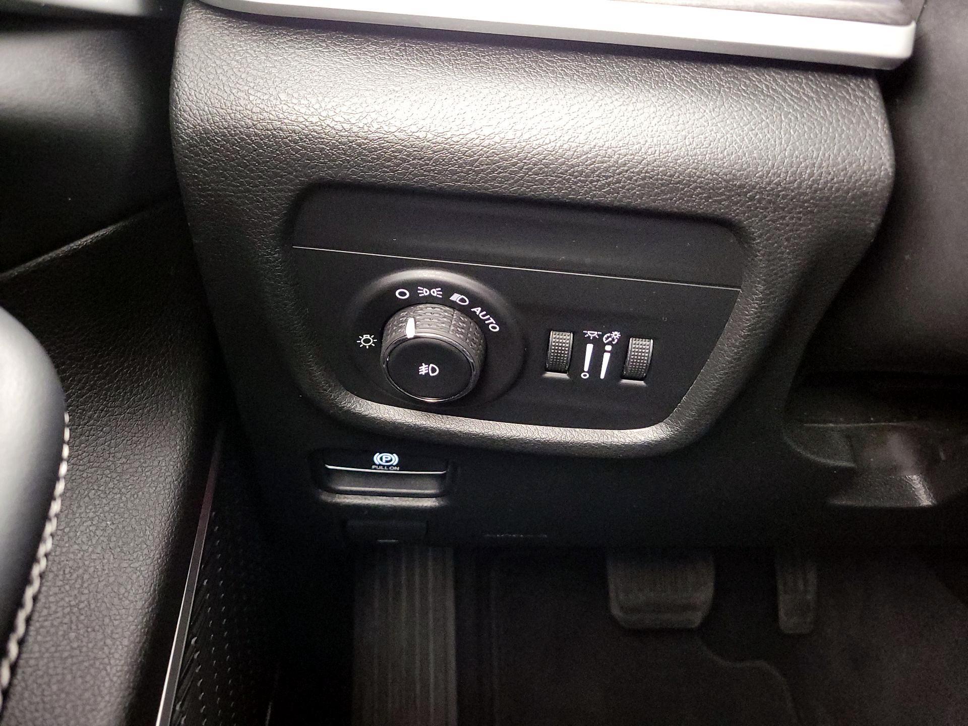 Thumbnail: 2021 Jeep Grand Cherokee L - 13