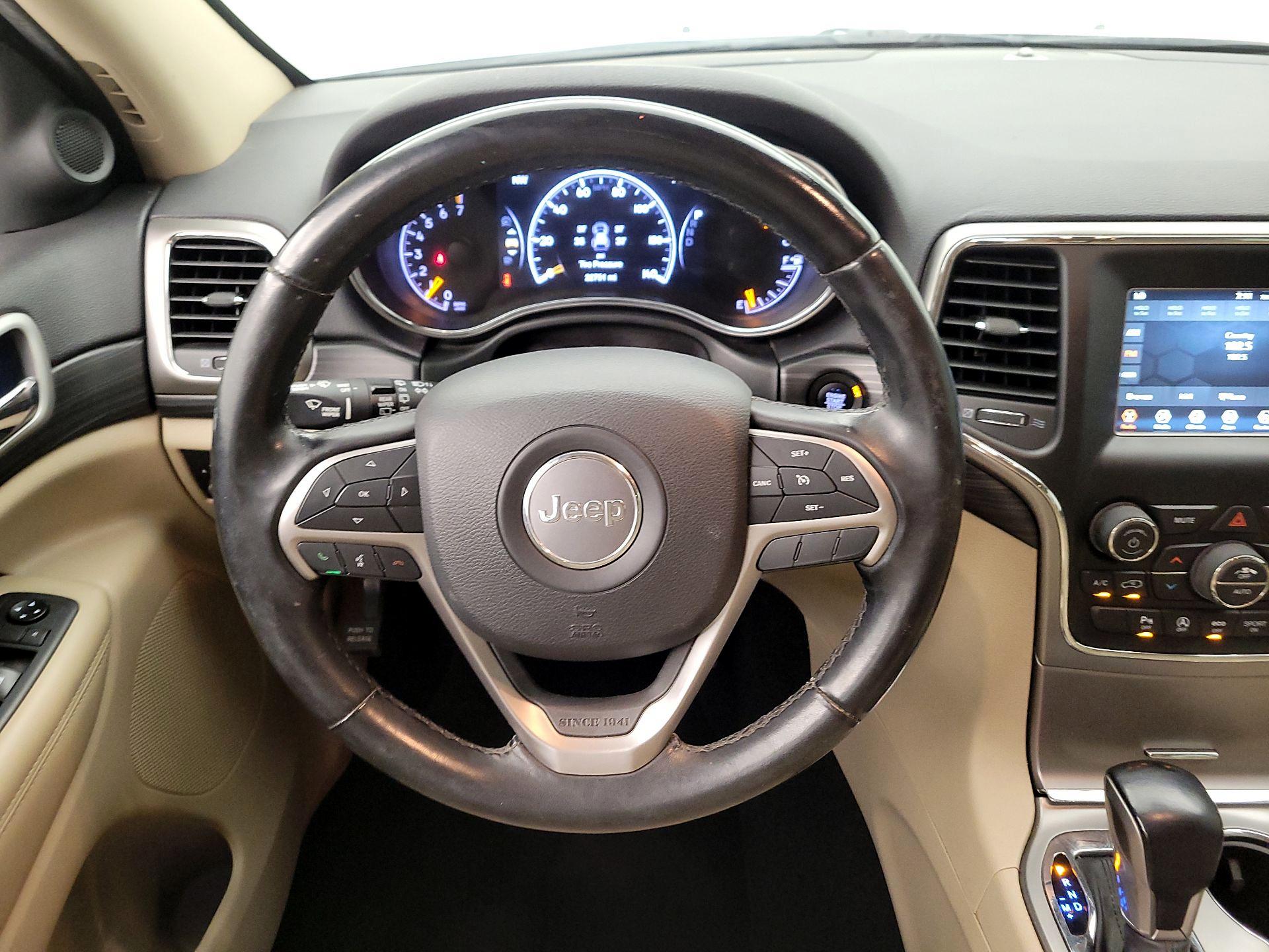 Thumbnail: 2021 Jeep Grand Cherokee - 10