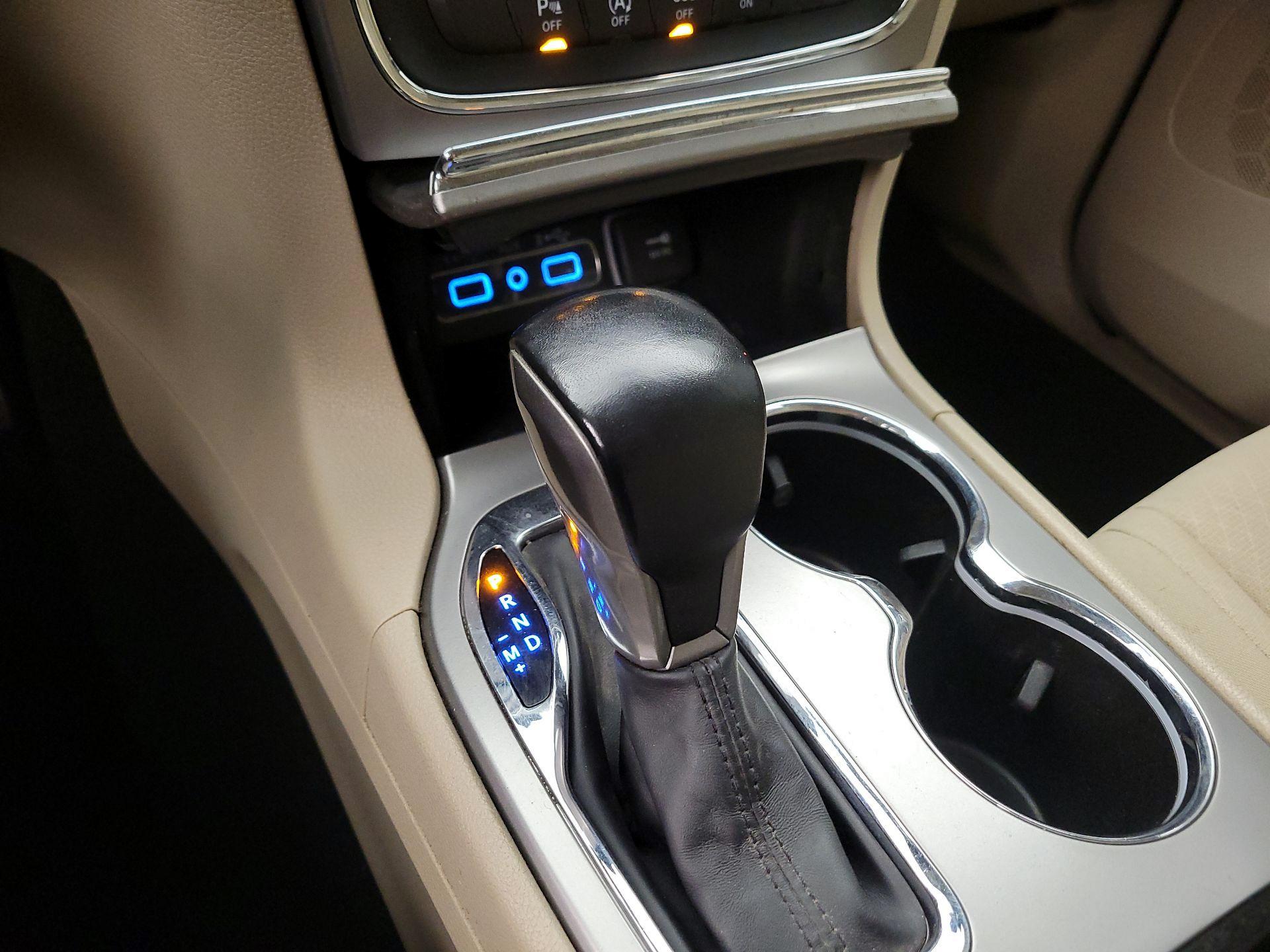 Thumbnail: 2021 Jeep Grand Cherokee - 17