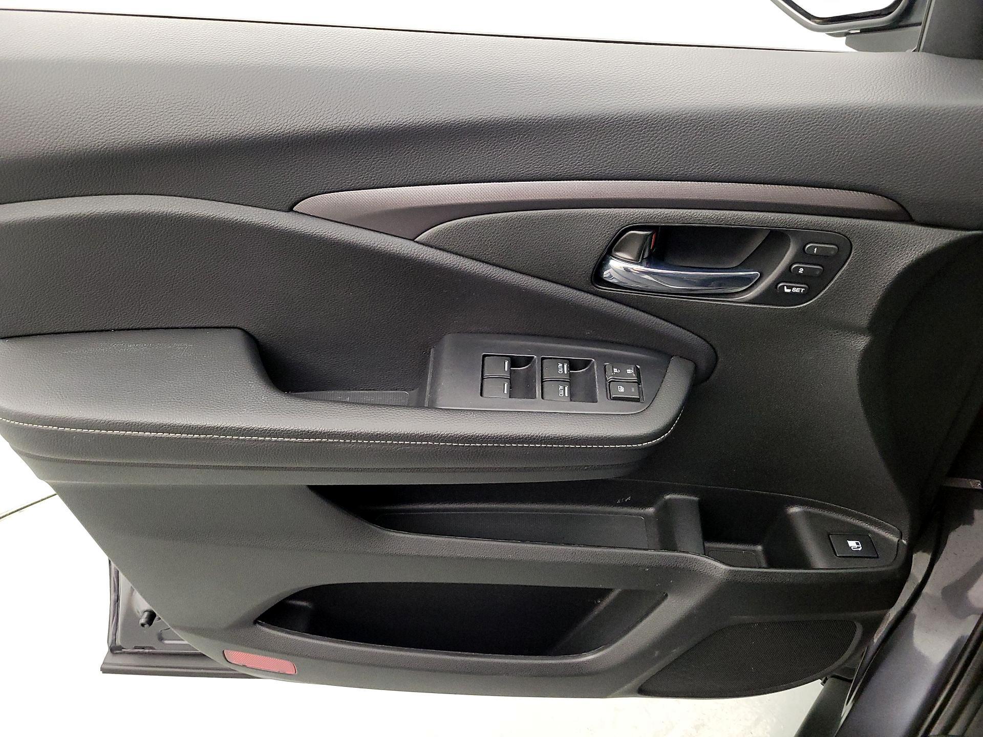 Thumbnail: 2025 Honda Ridgeline - 12