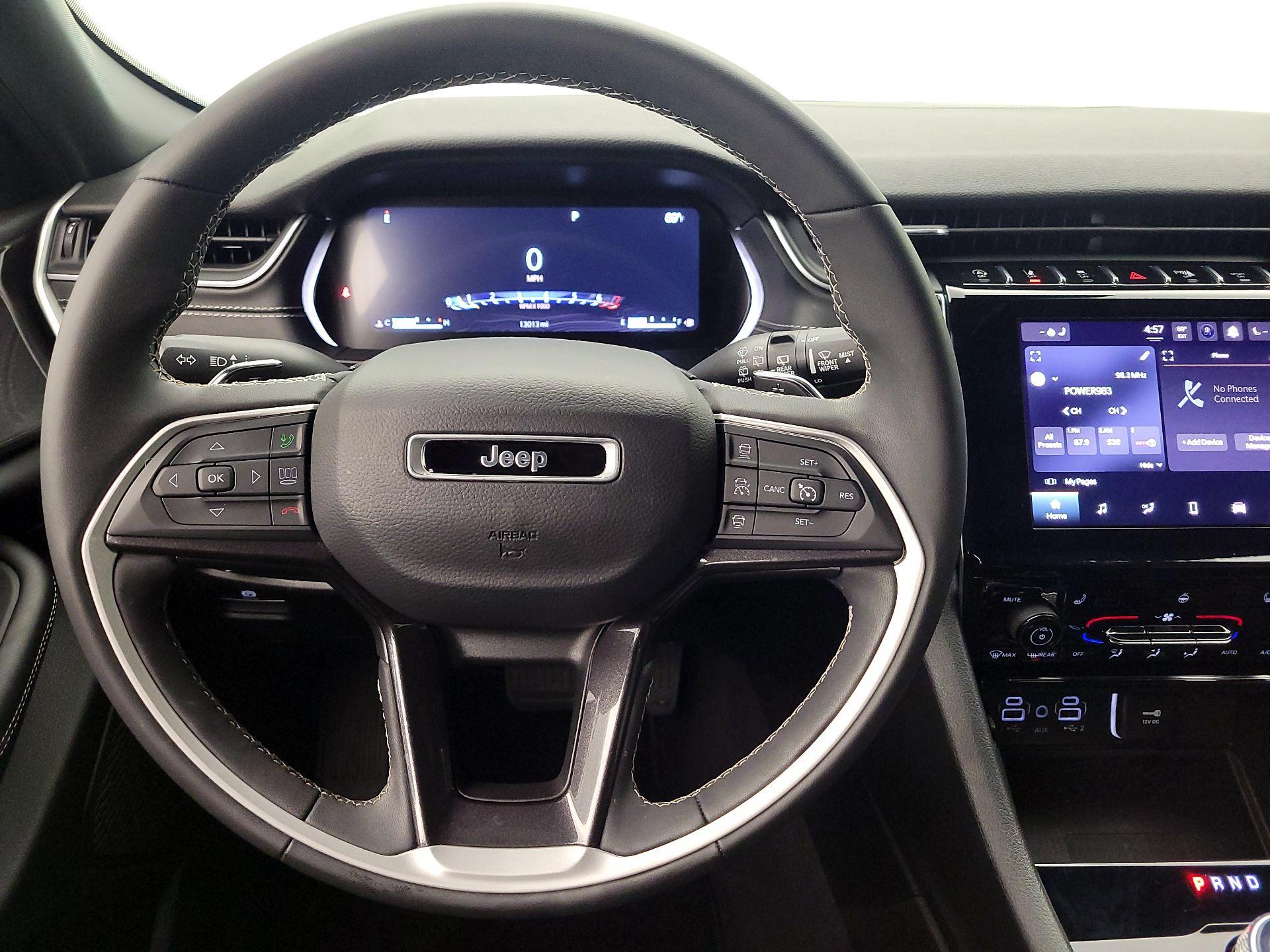 Thumbnail: 2023 Jeep Grand Cherokee - 10