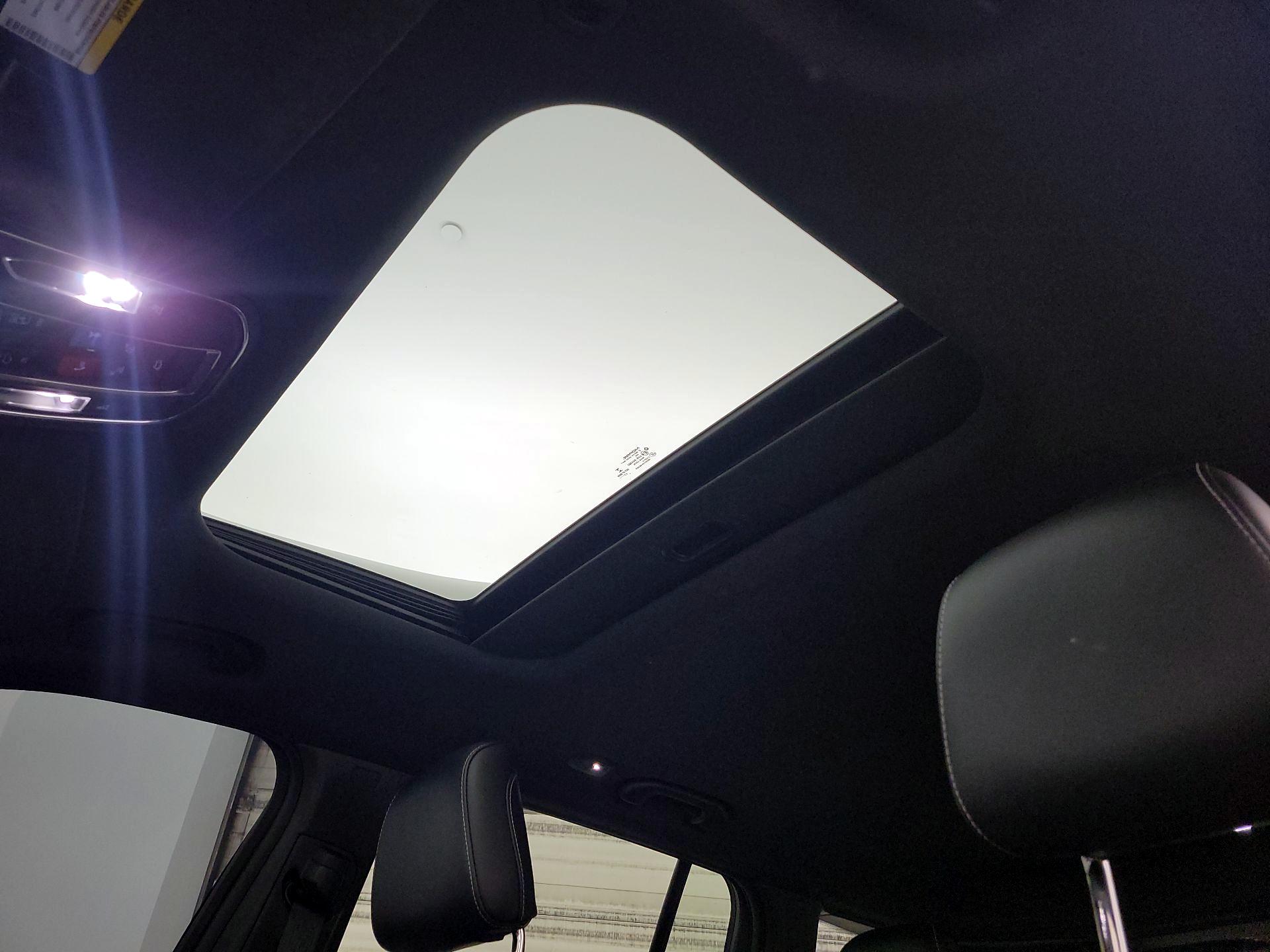 Thumbnail: 2023 Jeep Grand Cherokee - 19