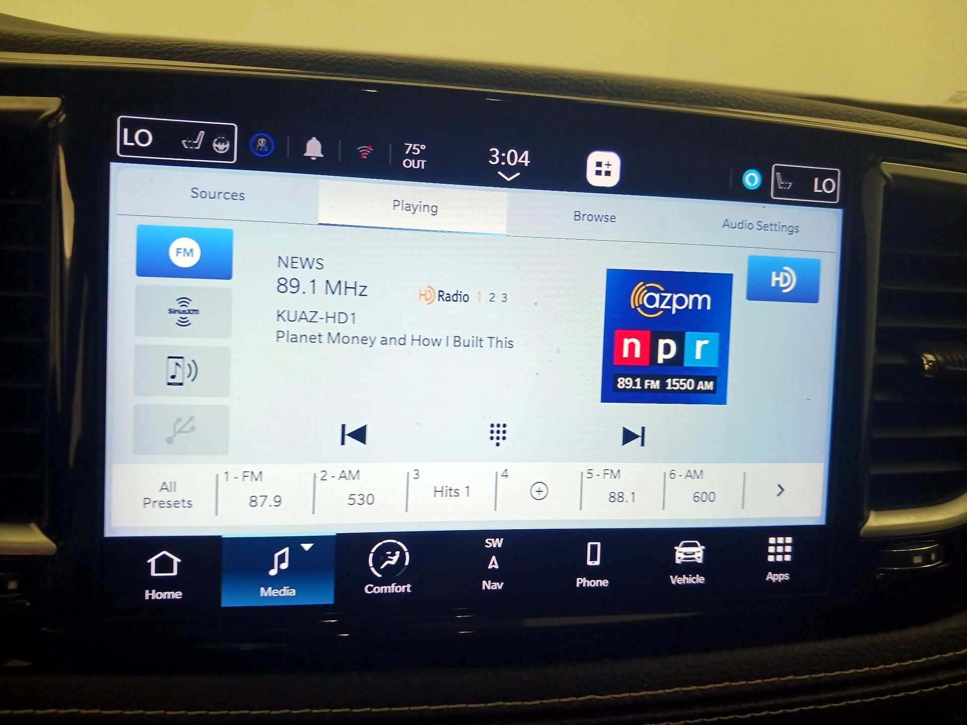 Thumbnail: 2022 Chrysler Pacifica - 16