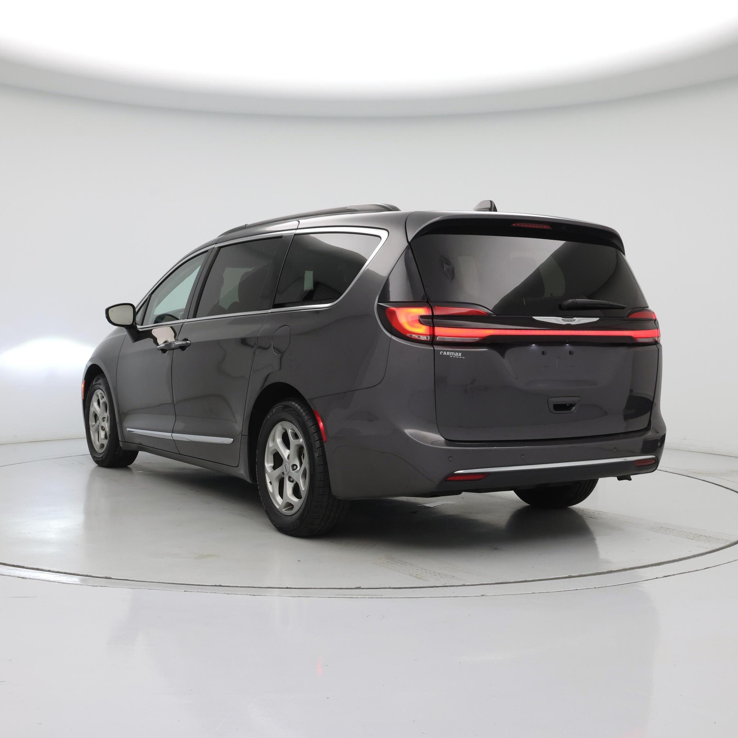 Thumbnail: 2023 Chrysler Pacifica - 2