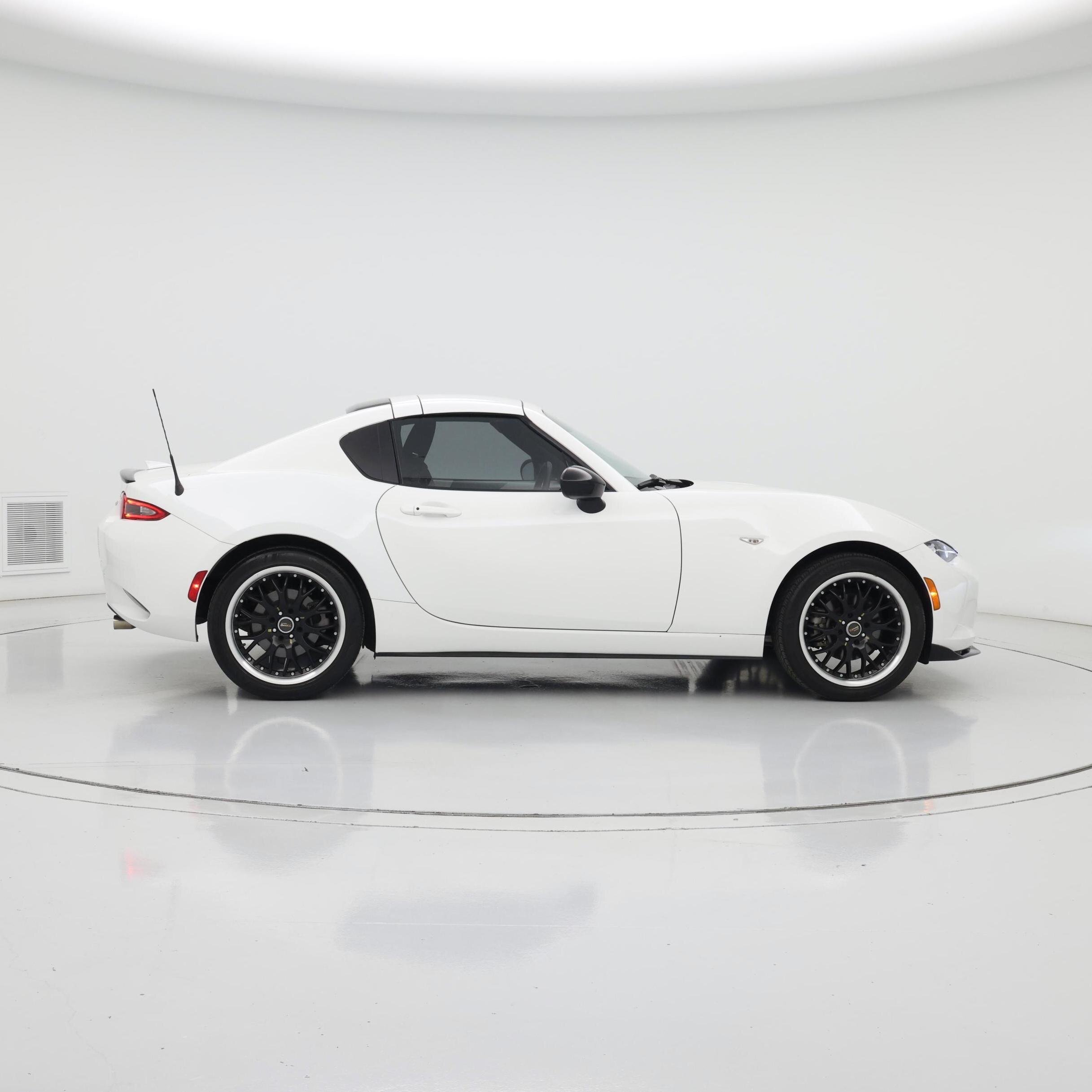 Thumbnail: 2021 Mazda MX-5 Miata - 7