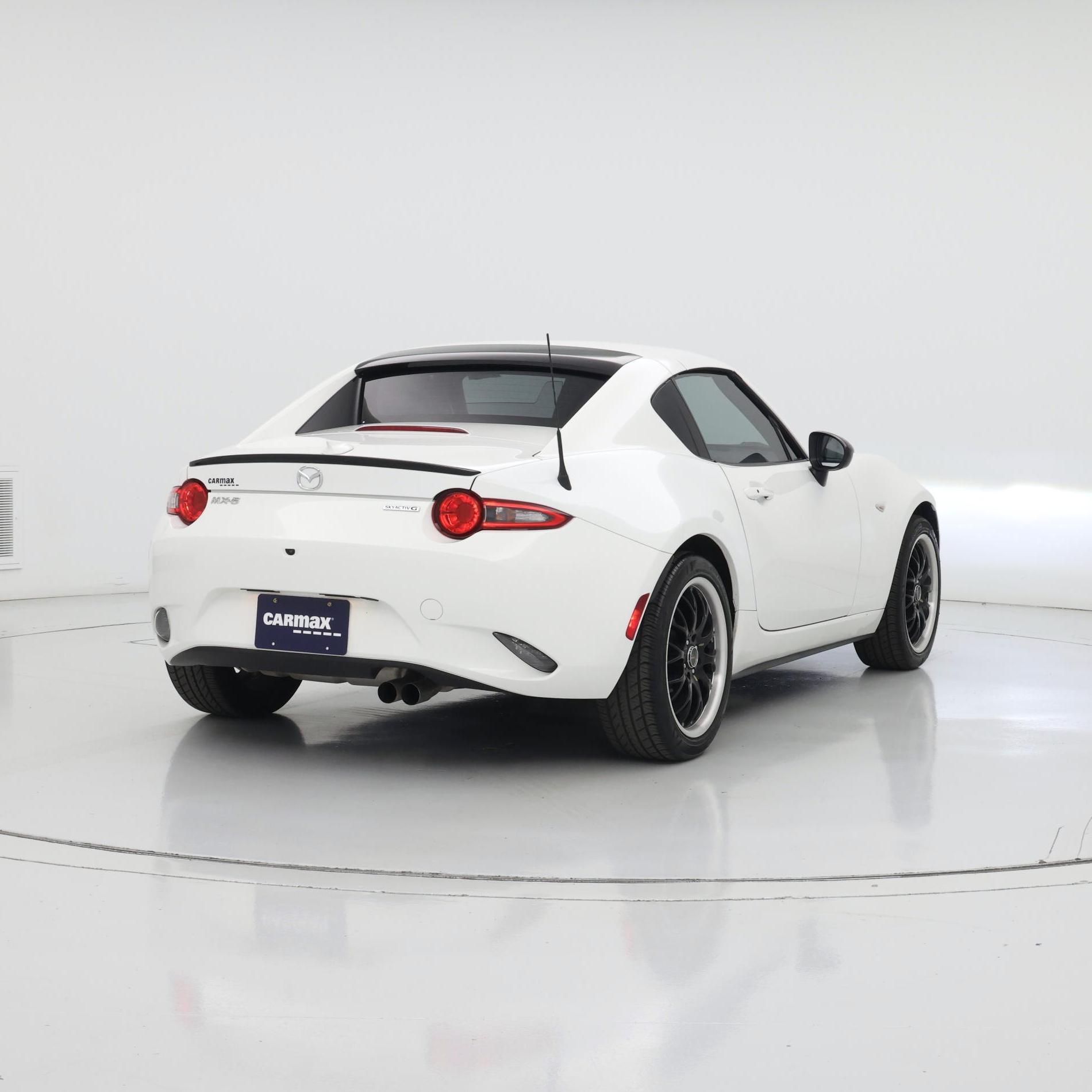 Thumbnail: 2021 Mazda MX-5 Miata - 8