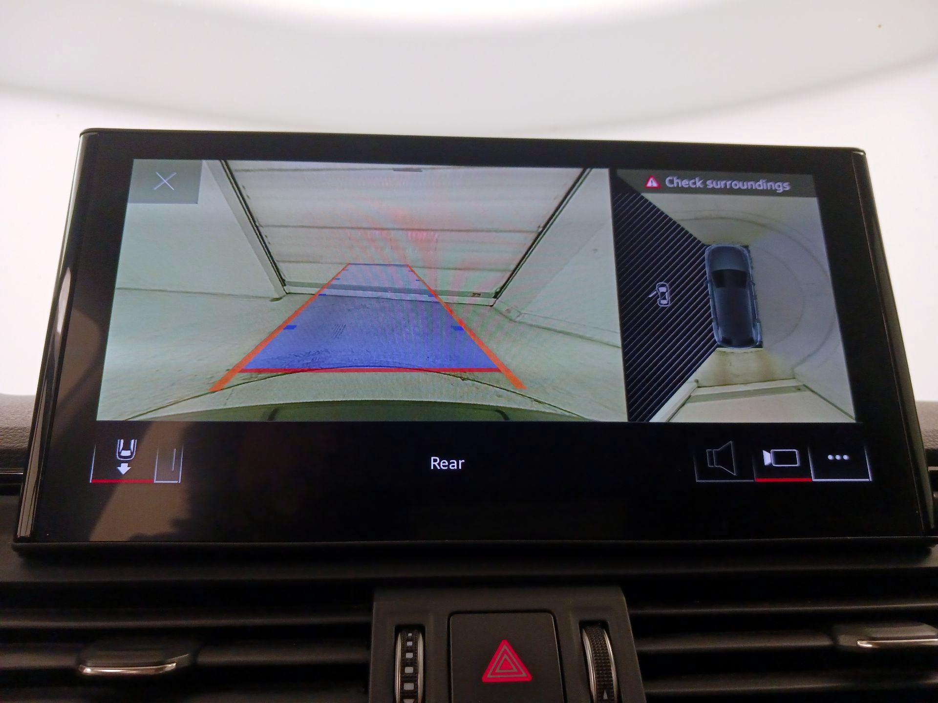 Thumbnail: 2021 Audi Q5 - 14