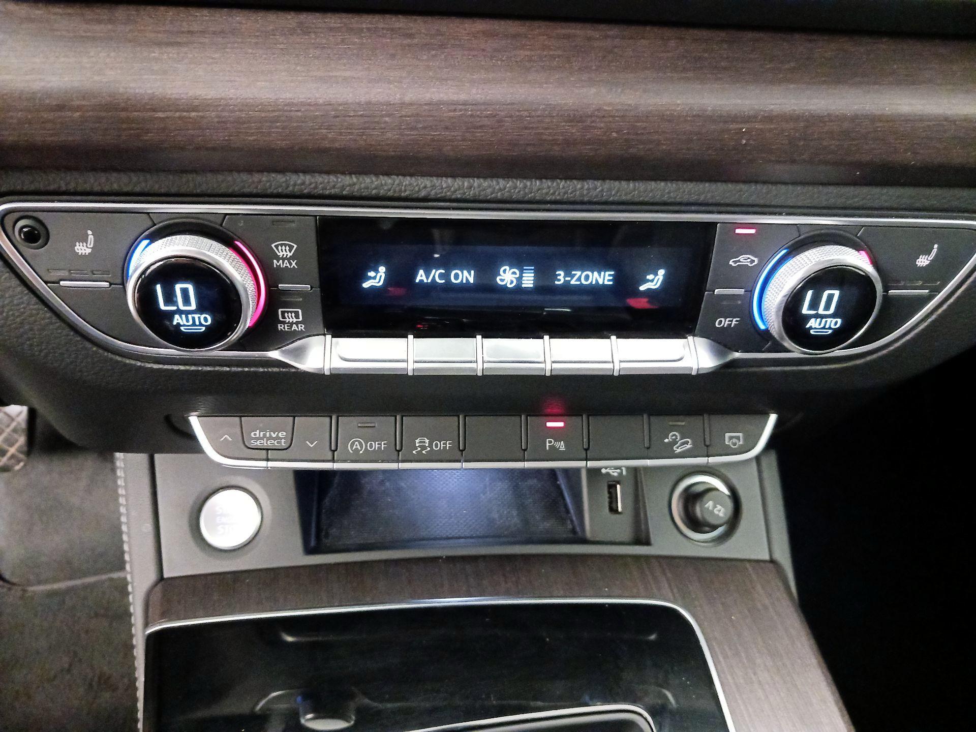 Thumbnail: 2021 Audi Q5 - 16