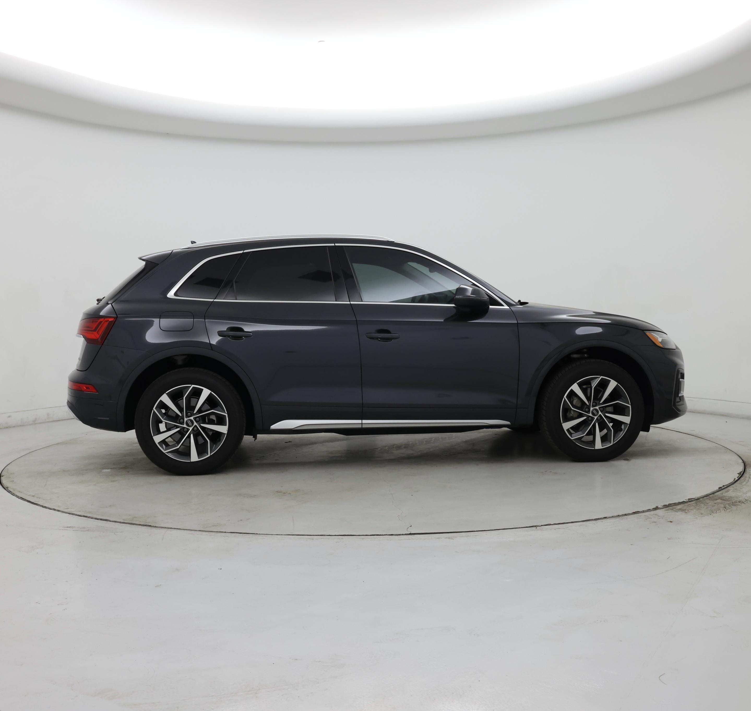 Thumbnail: 2021 Audi Q5 - 7