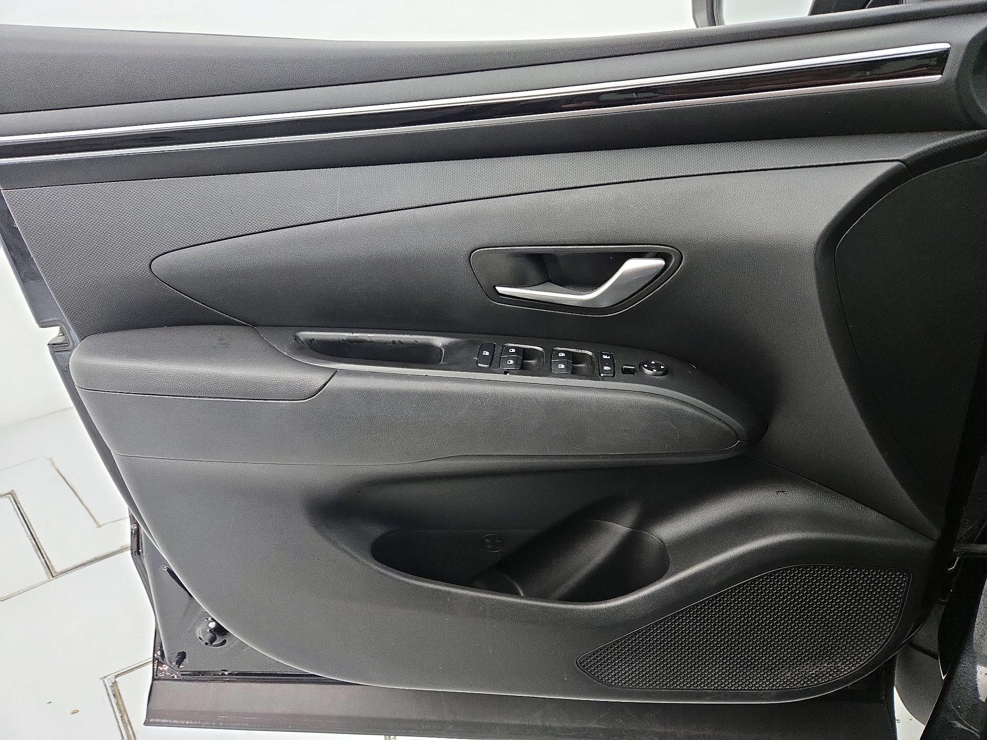 Thumbnail: 2022 Hyundai Santa Cruz - 12