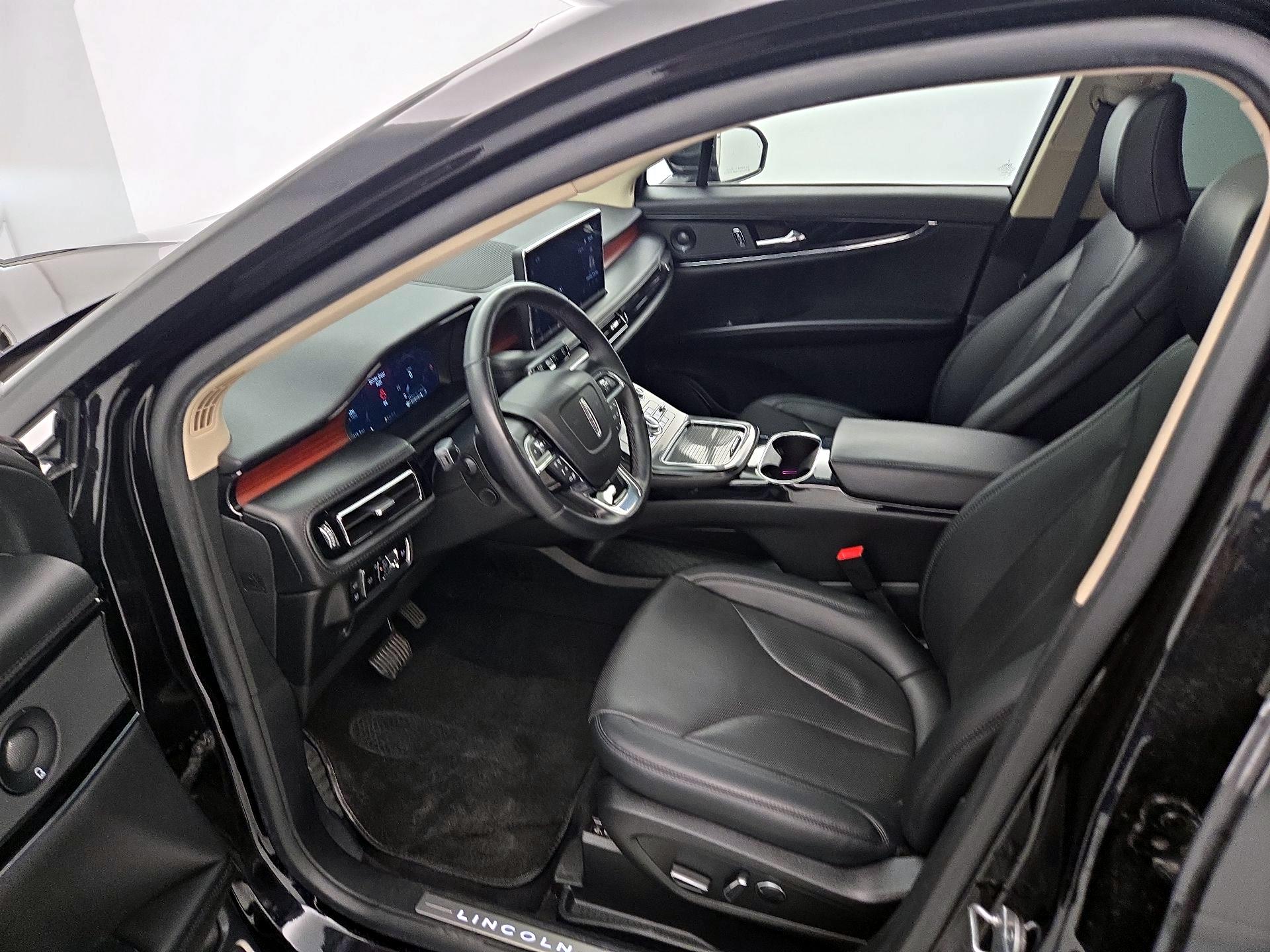 Thumbnail: 2023 Lincoln Nautilus - 11