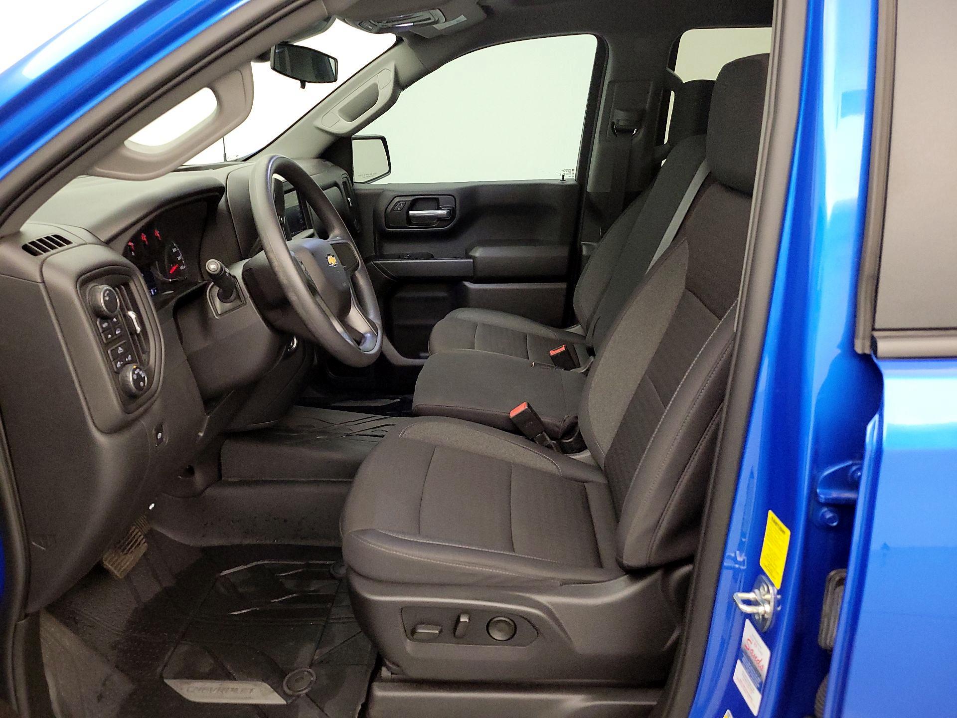 Thumbnail: 2025 Chevrolet Silverado 1500 - 11