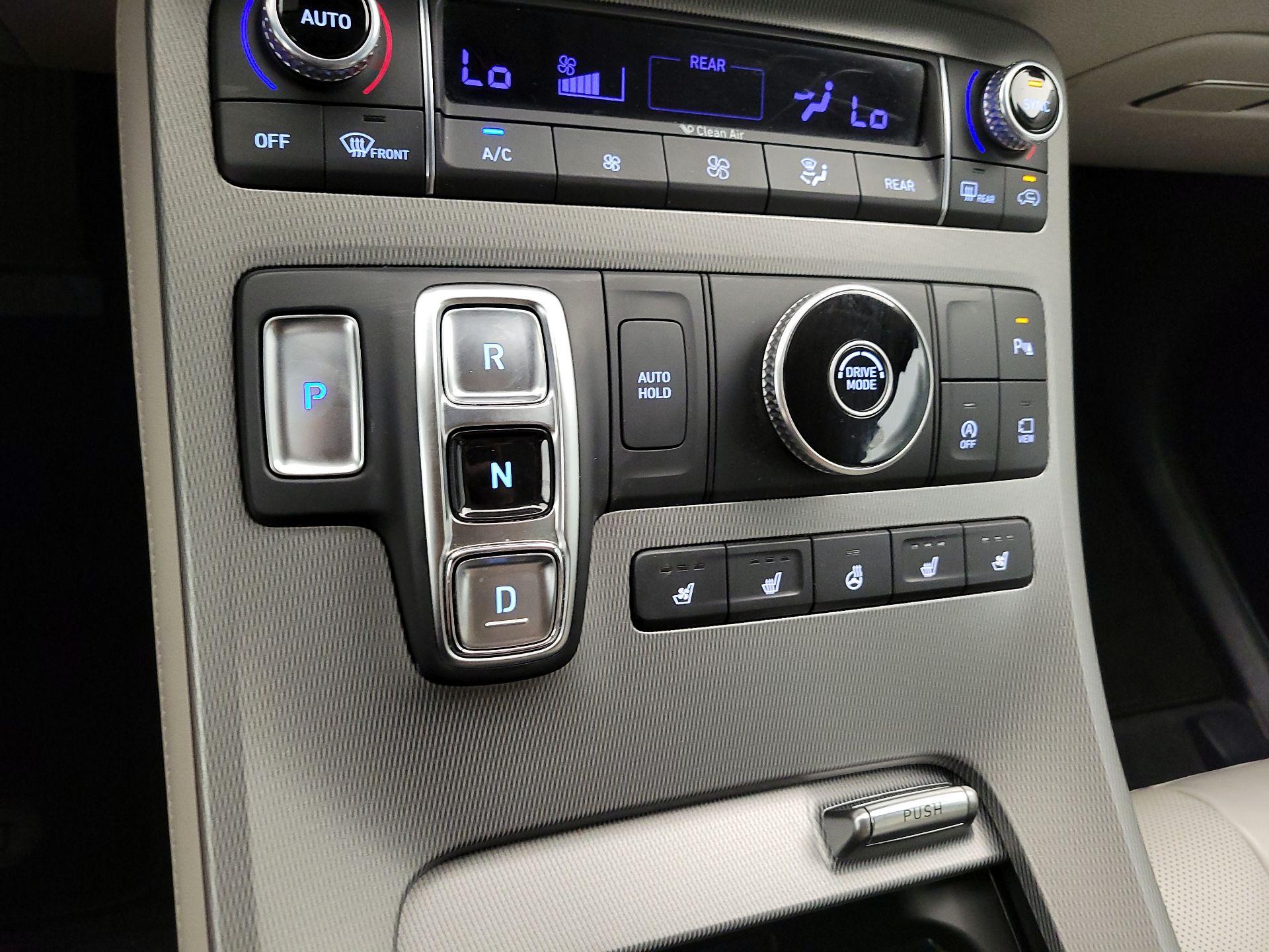 Thumbnail: 2022 Hyundai Palisade - 16