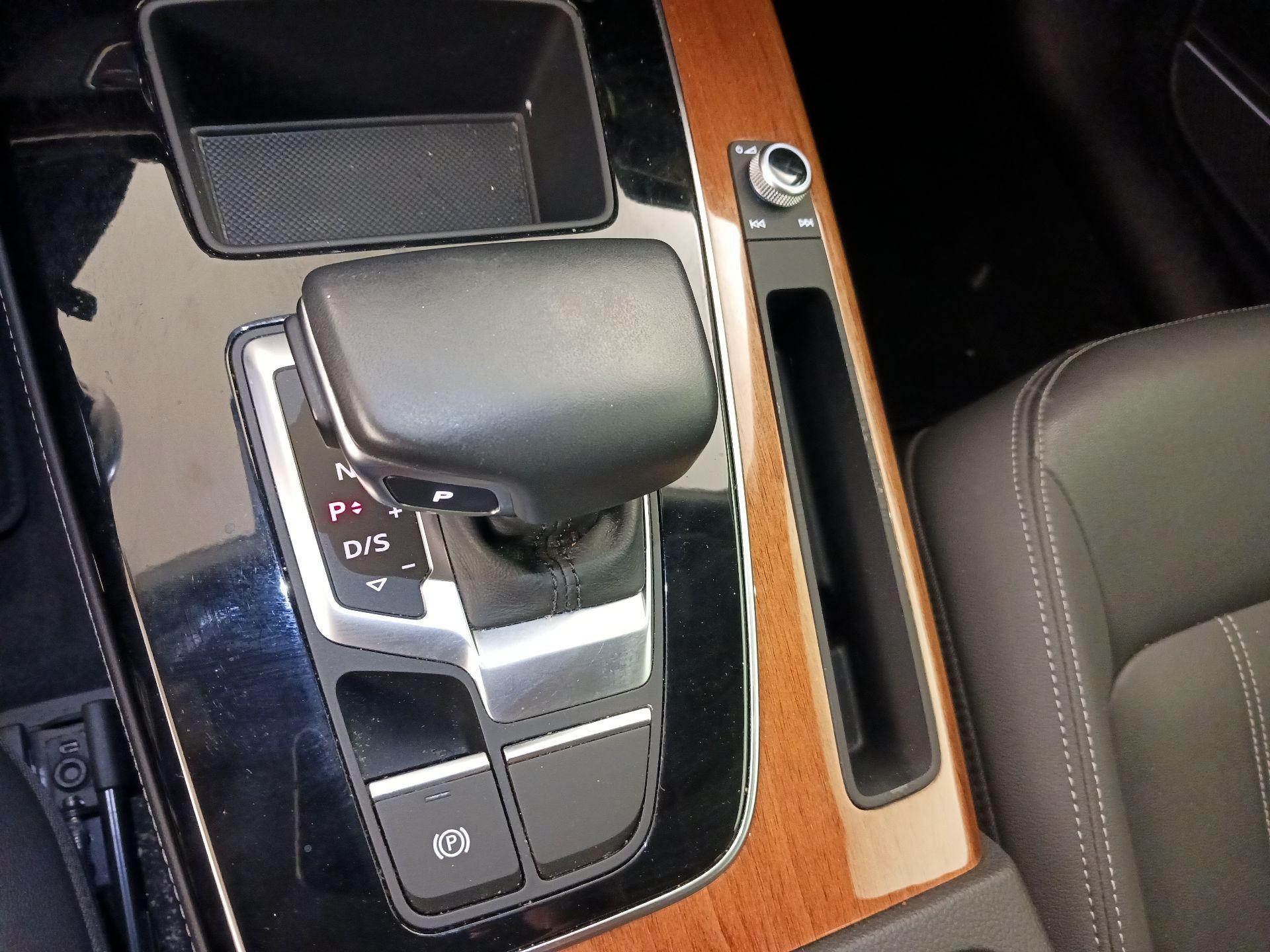 Thumbnail: 2021 Audi Q5 - 17