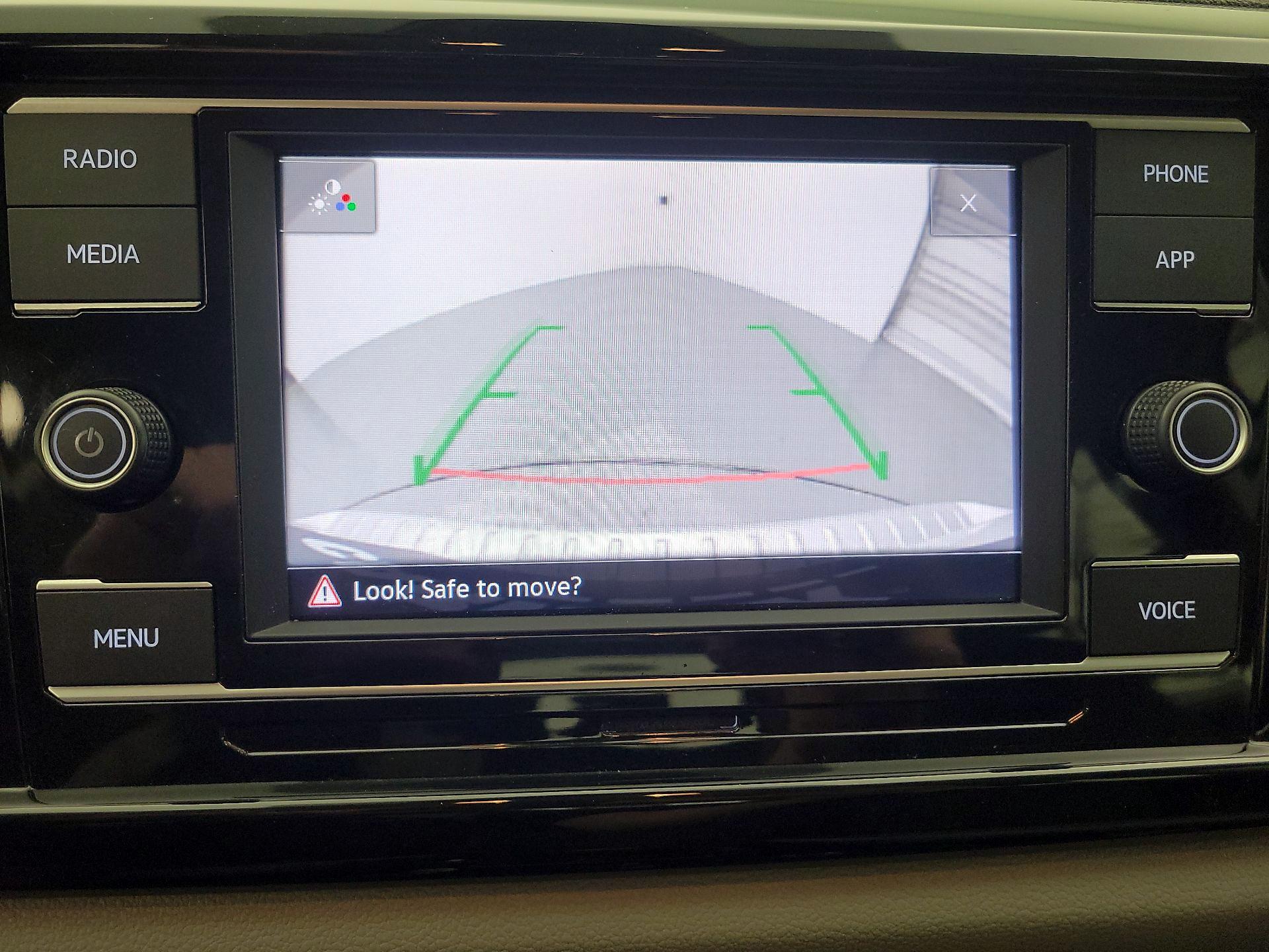 Thumbnail: 2023 Volkswagen Taos - 14