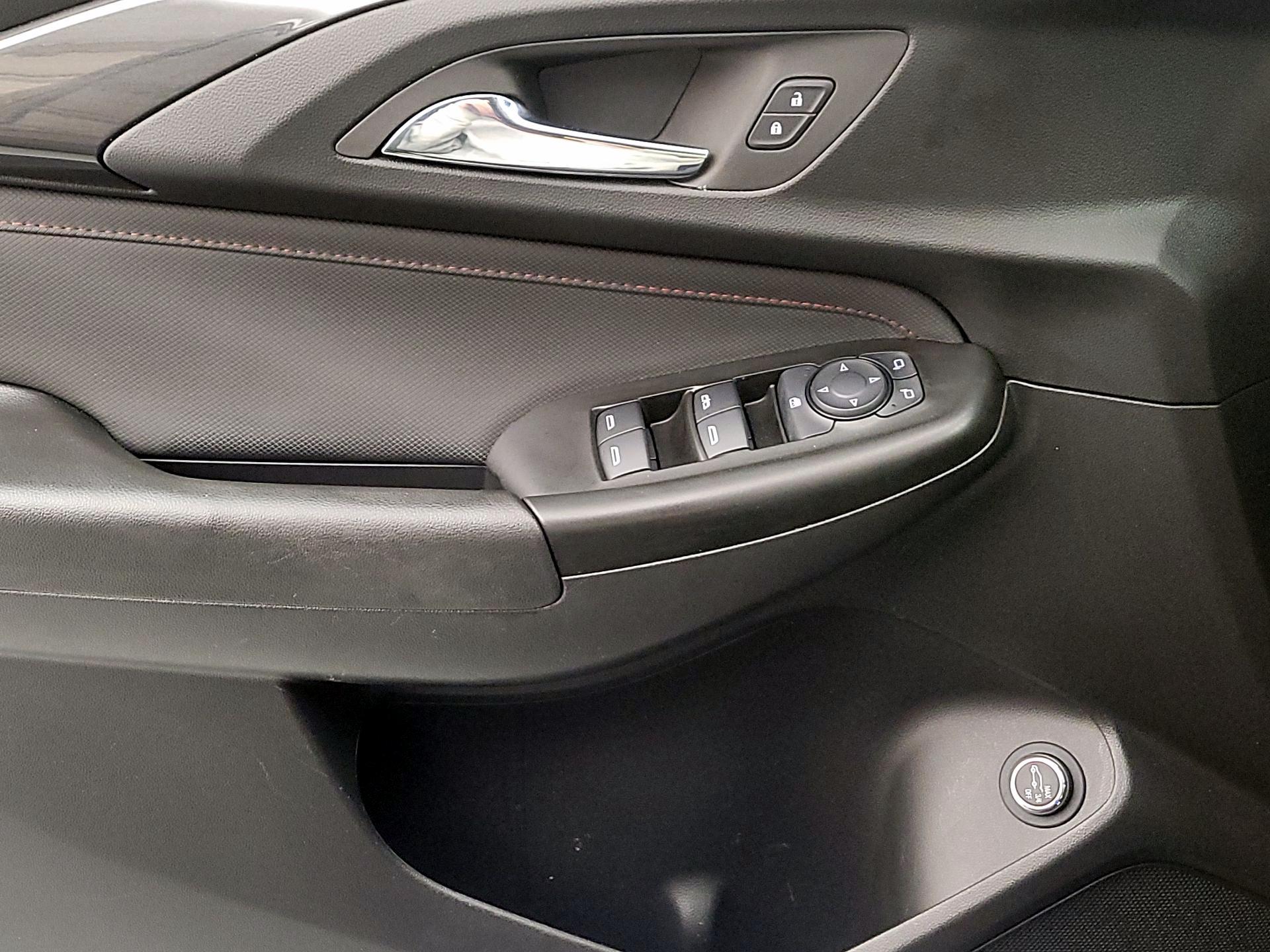 Thumbnail: 2023 Chevrolet TrailBlazer - 12