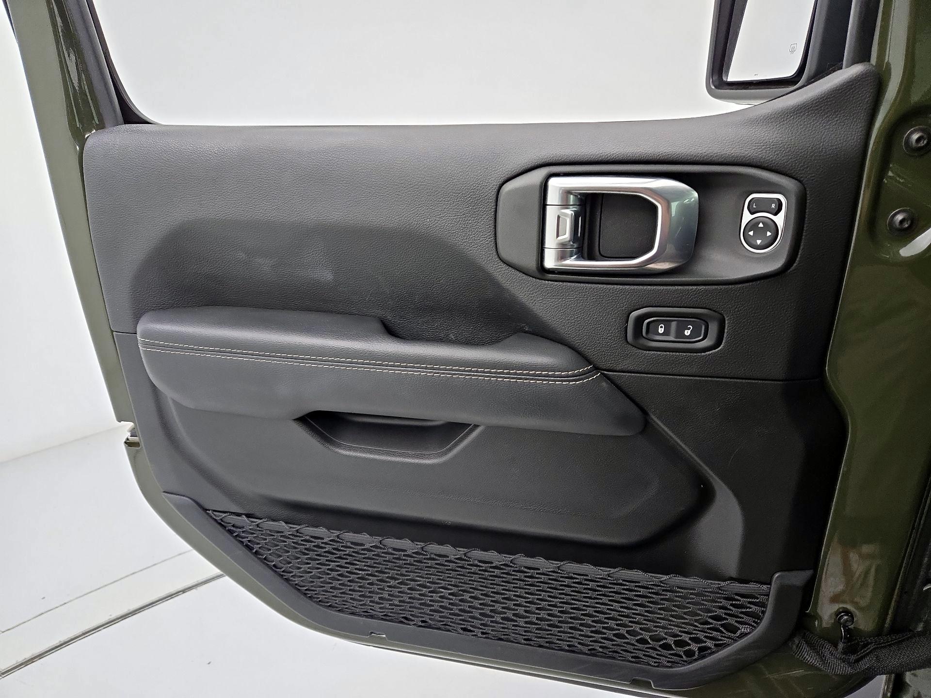 Thumbnail: 2021 Jeep Wrangler - 12