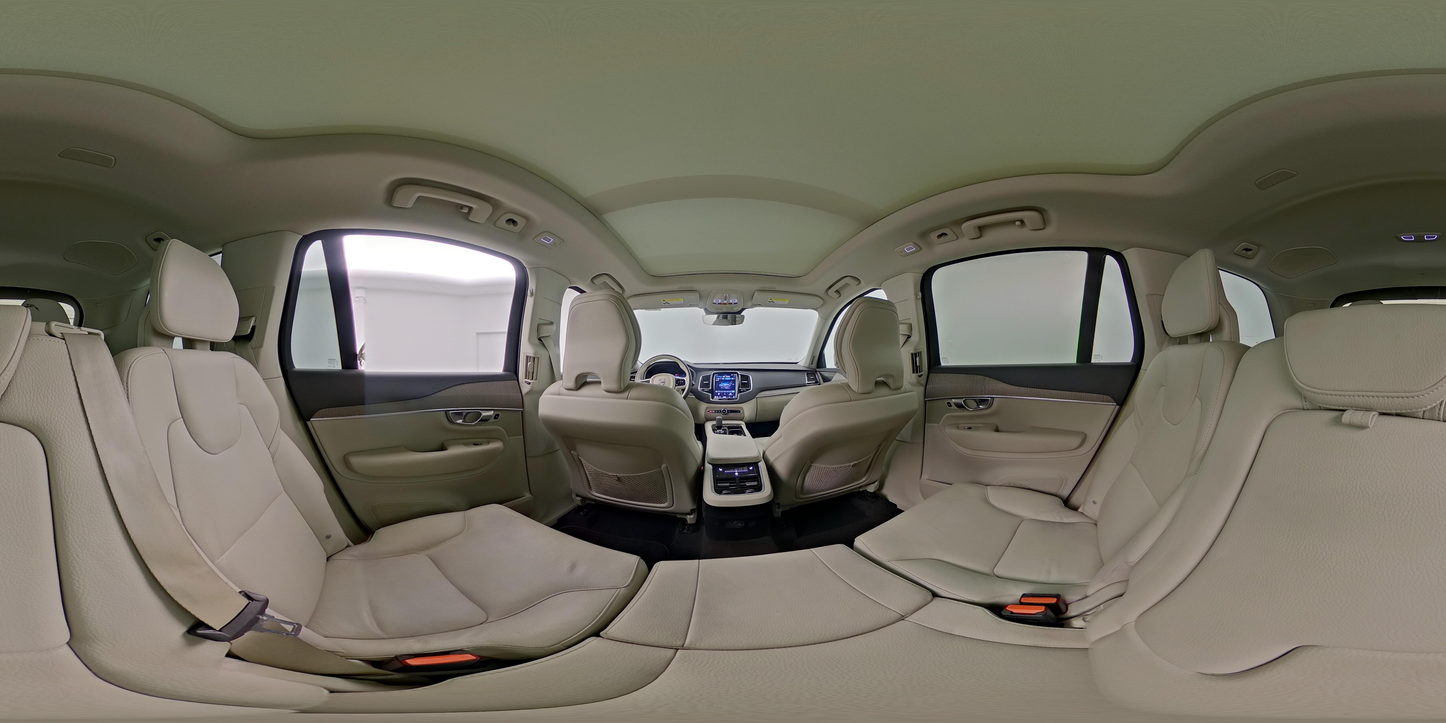 2023 Volvo XC90 Plus - Photo 28
