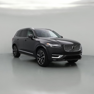 2023 Volvo XC90 B5 Plus
