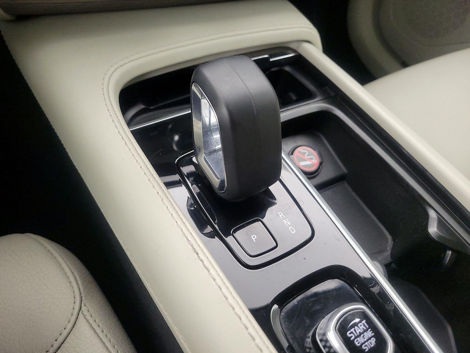 2023 Volvo XC90 Plus - Photo 19