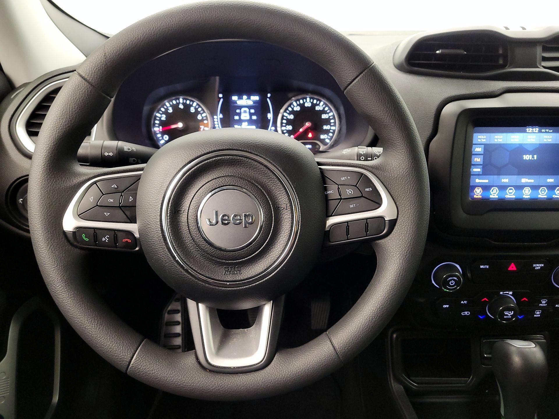 Thumbnail: 2020 Jeep Renegade - 10