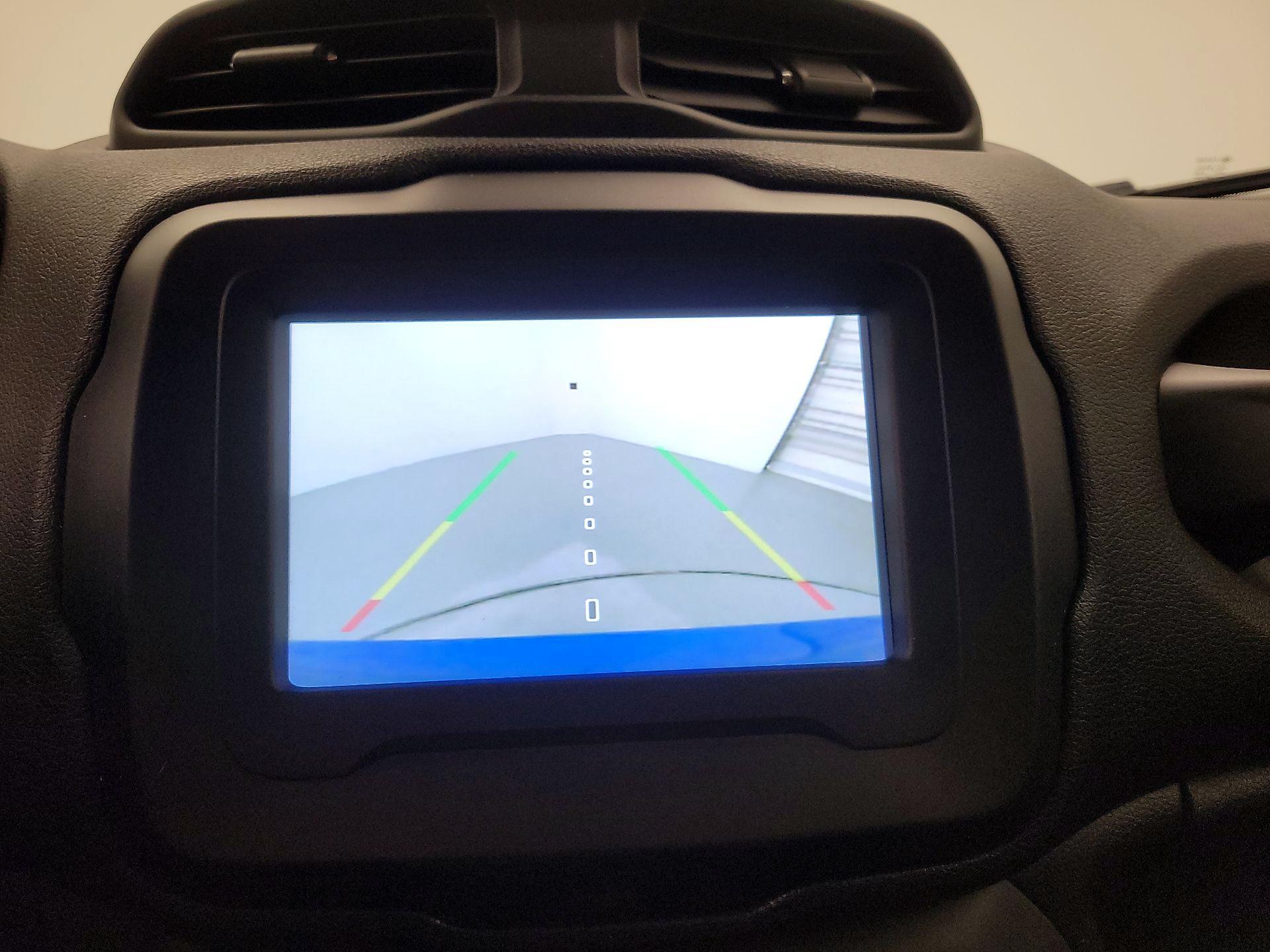 Thumbnail: 2020 Jeep Renegade - 14