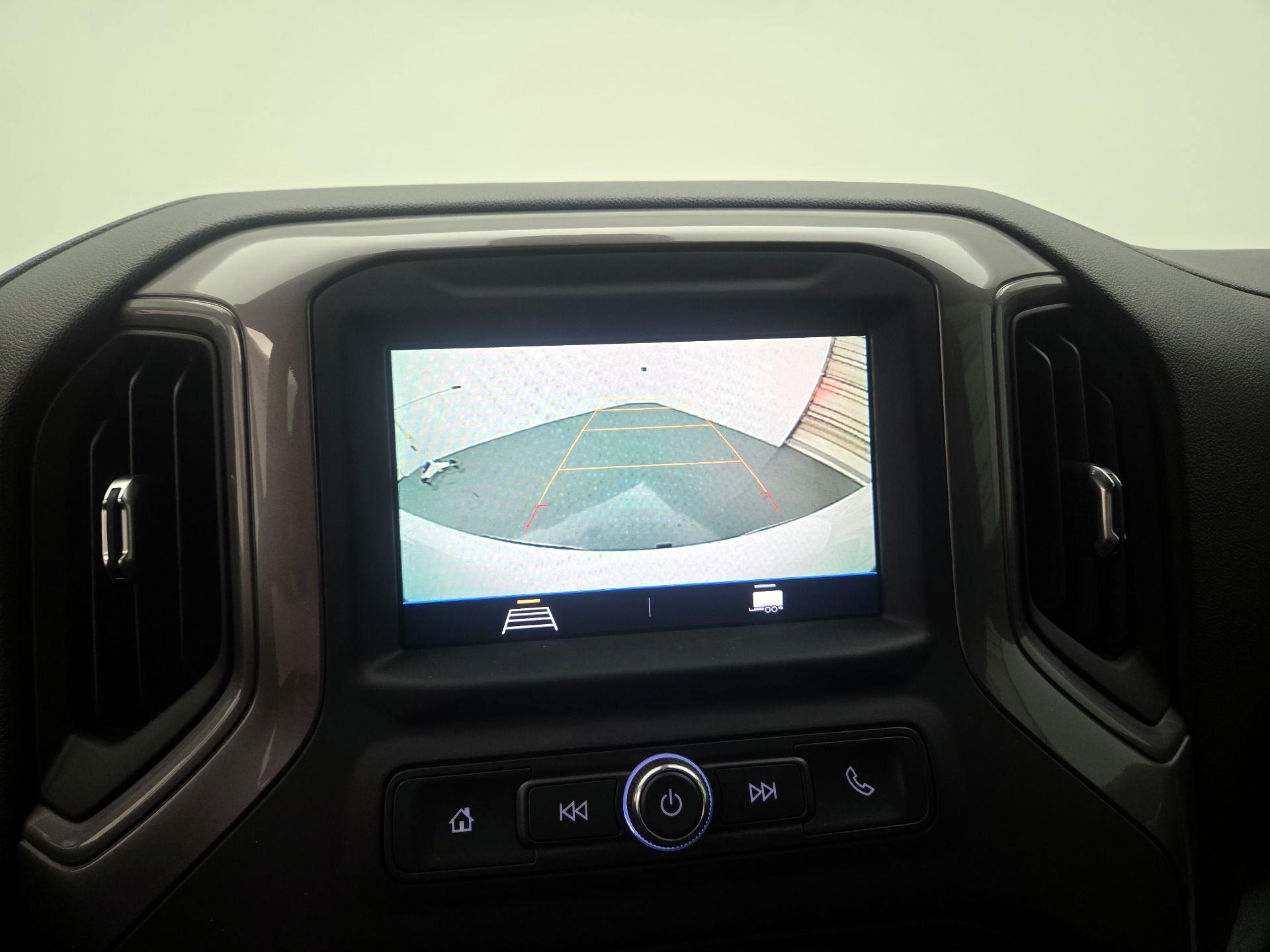 Thumbnail: 2022 Chevrolet Silverado 1500 - 14