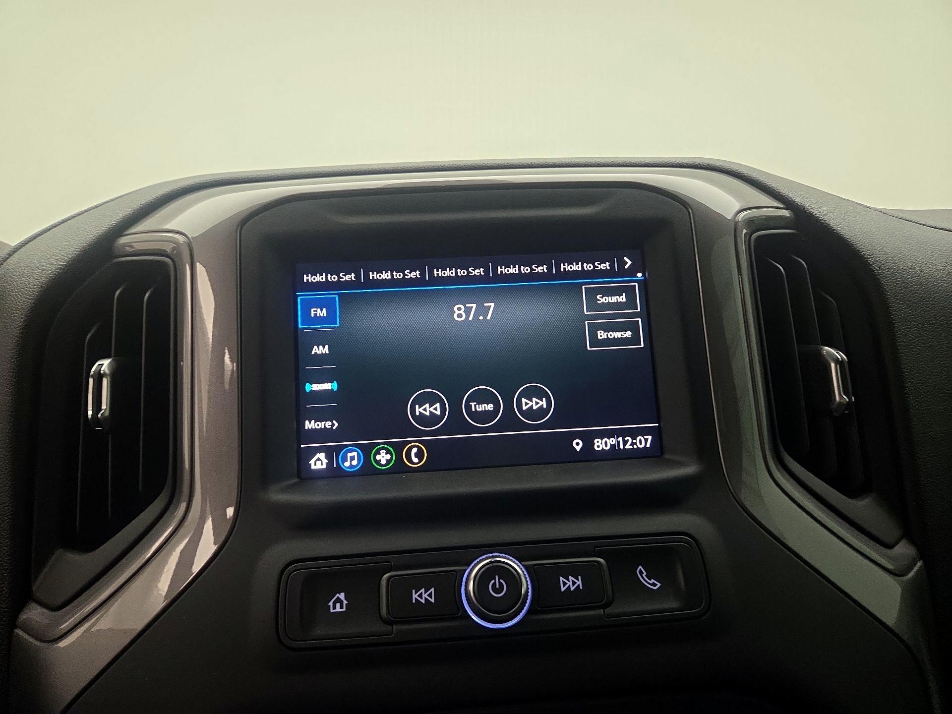 Thumbnail: 2022 Chevrolet Silverado 1500 - 15