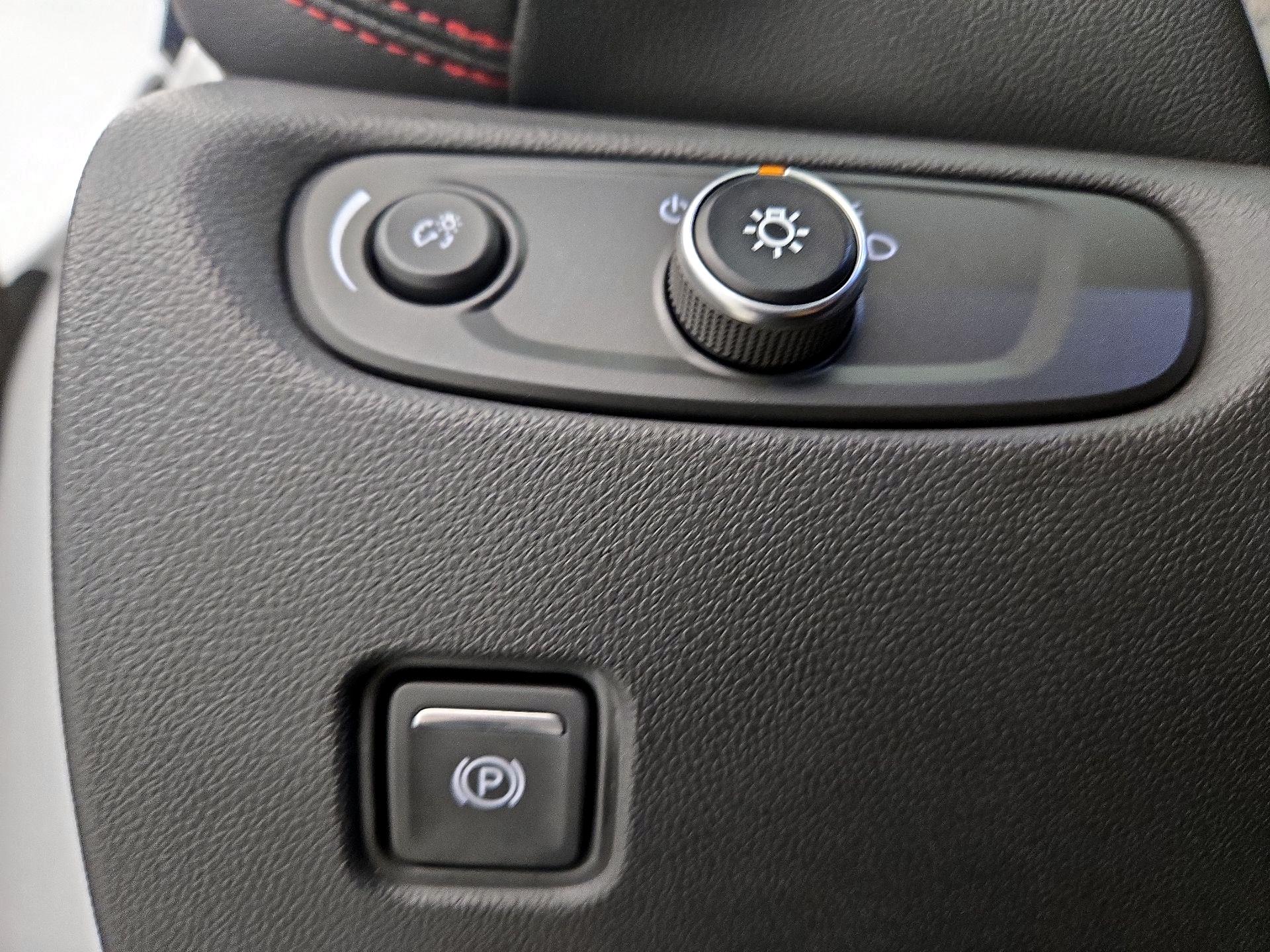 Thumbnail: 2021 Chevrolet Blazer - 13