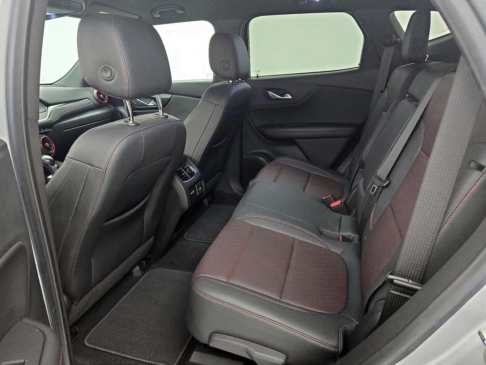 Thumbnail: 2021 Chevrolet Blazer - 20