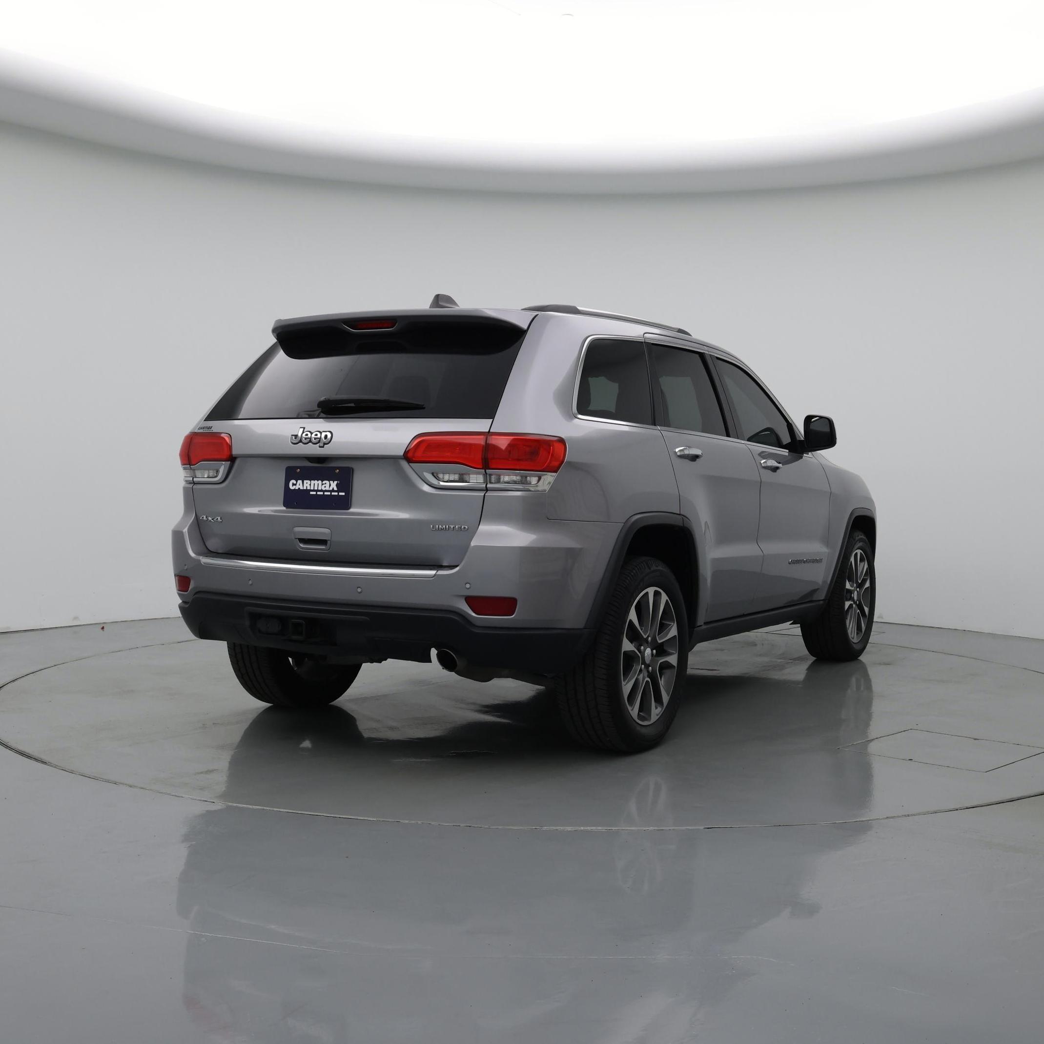 Thumbnail: 2018 Jeep Grand Cherokee - 8