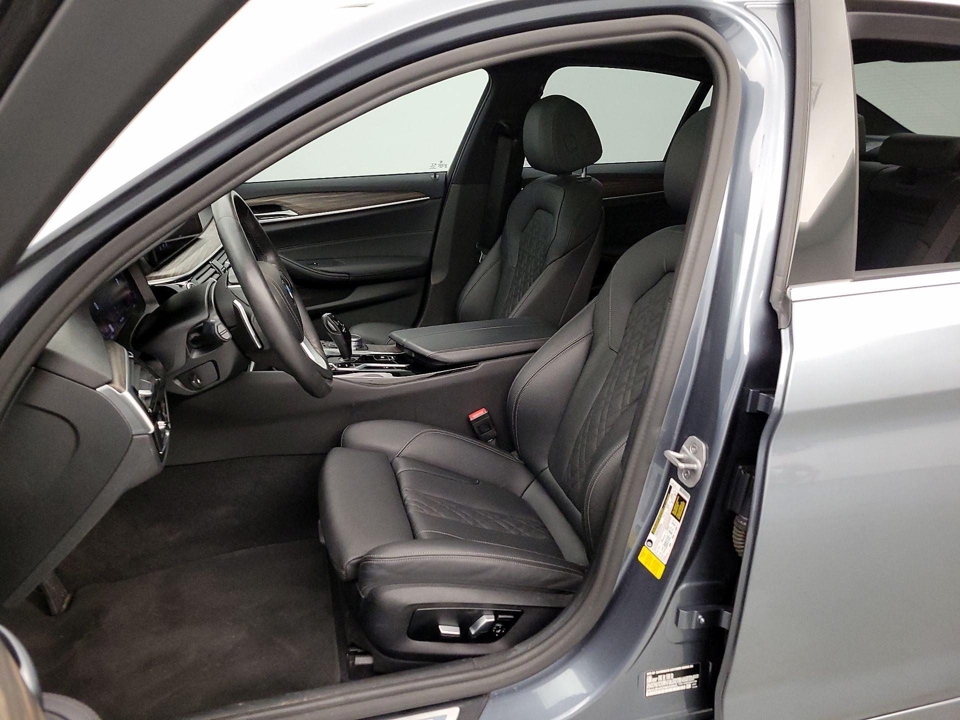 Thumbnail: 2022 BMW 5 Series - 11