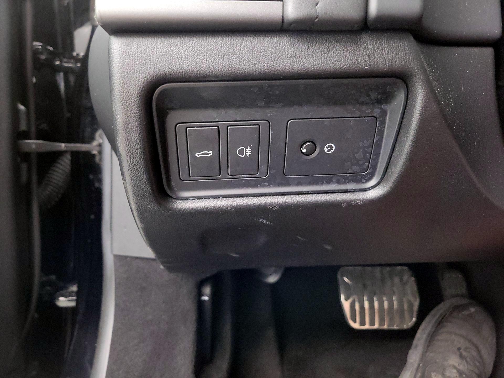 Thumbnail: 2016 Jaguar F-Type - 13