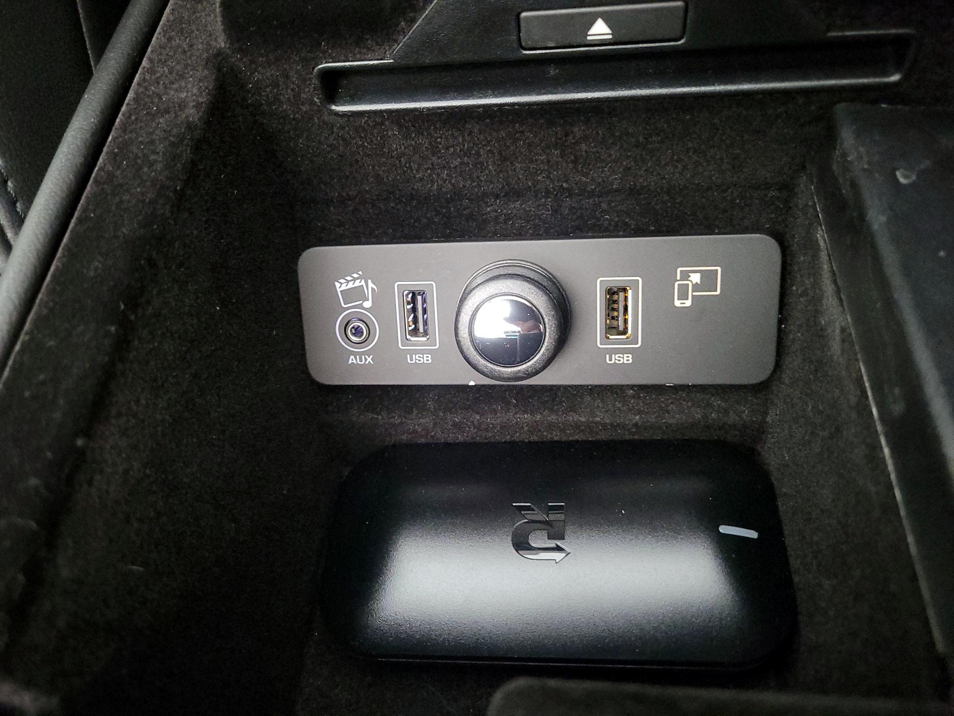 Thumbnail: 2016 Jaguar F-Type - 19