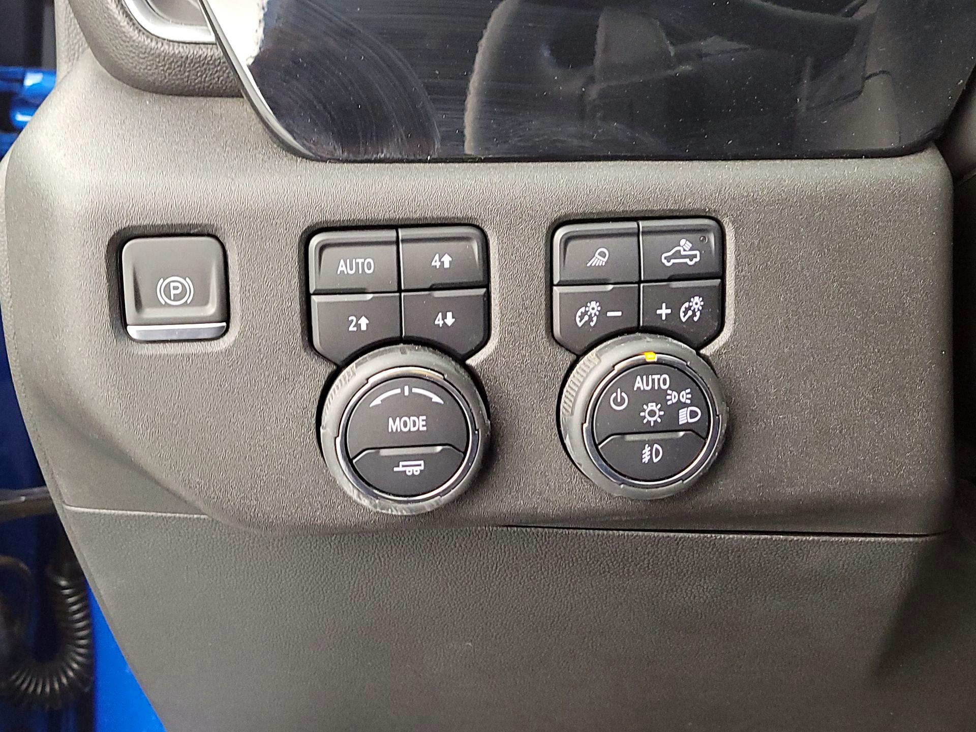 Thumbnail: 2023 Chevrolet Silverado 1500 - 13