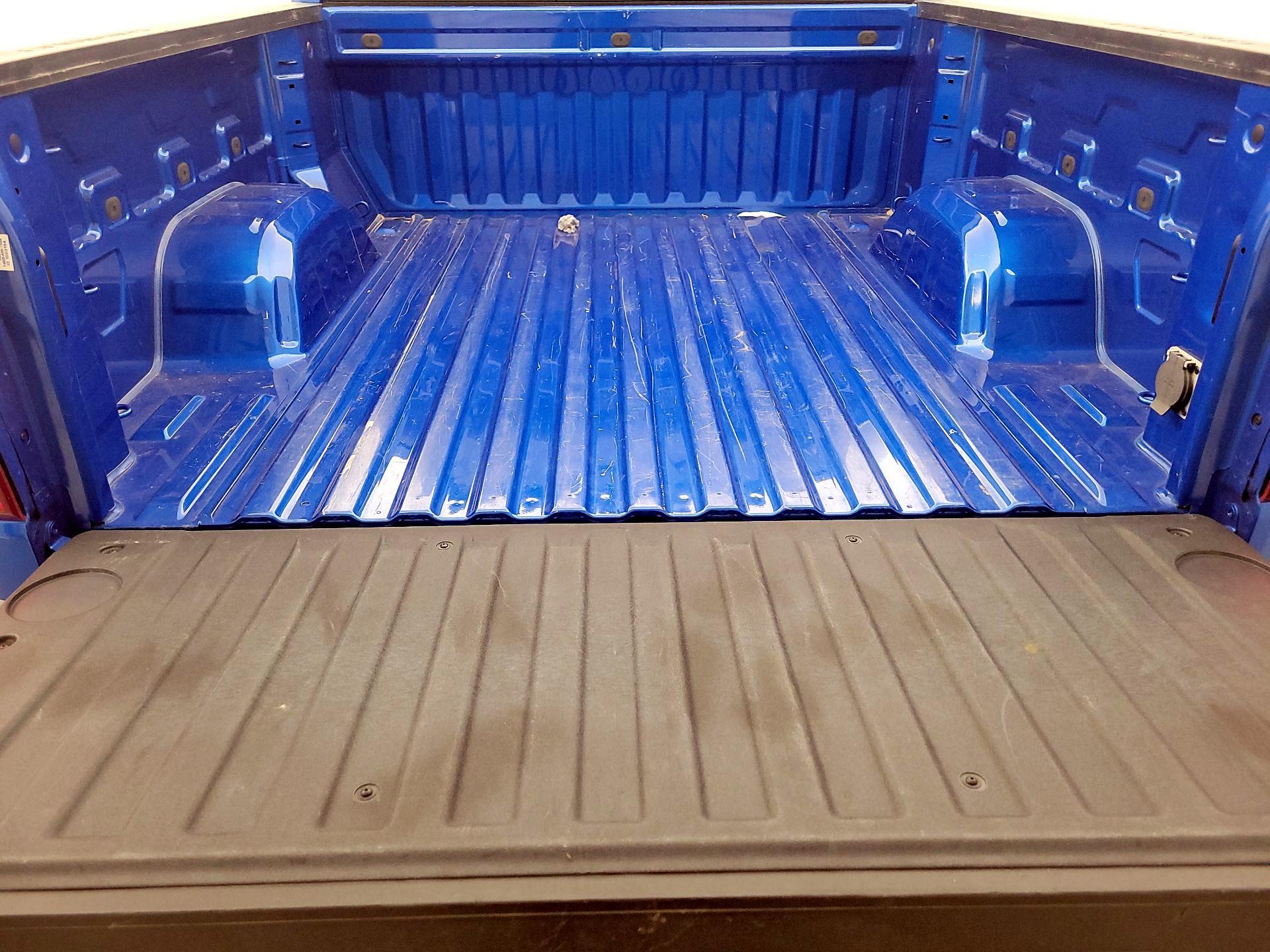 Thumbnail: 2023 Chevrolet Silverado 1500 - 20