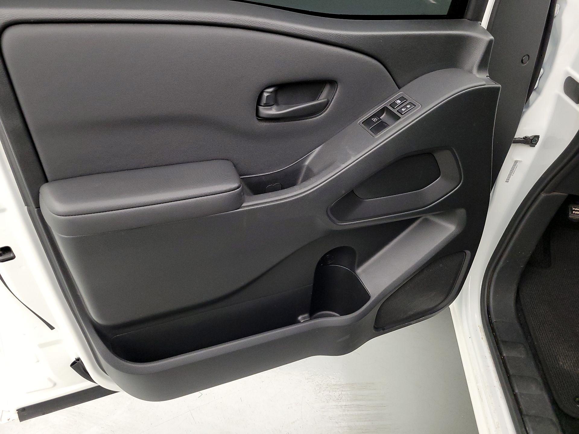 Thumbnail: 2024 Nissan Frontier - 12