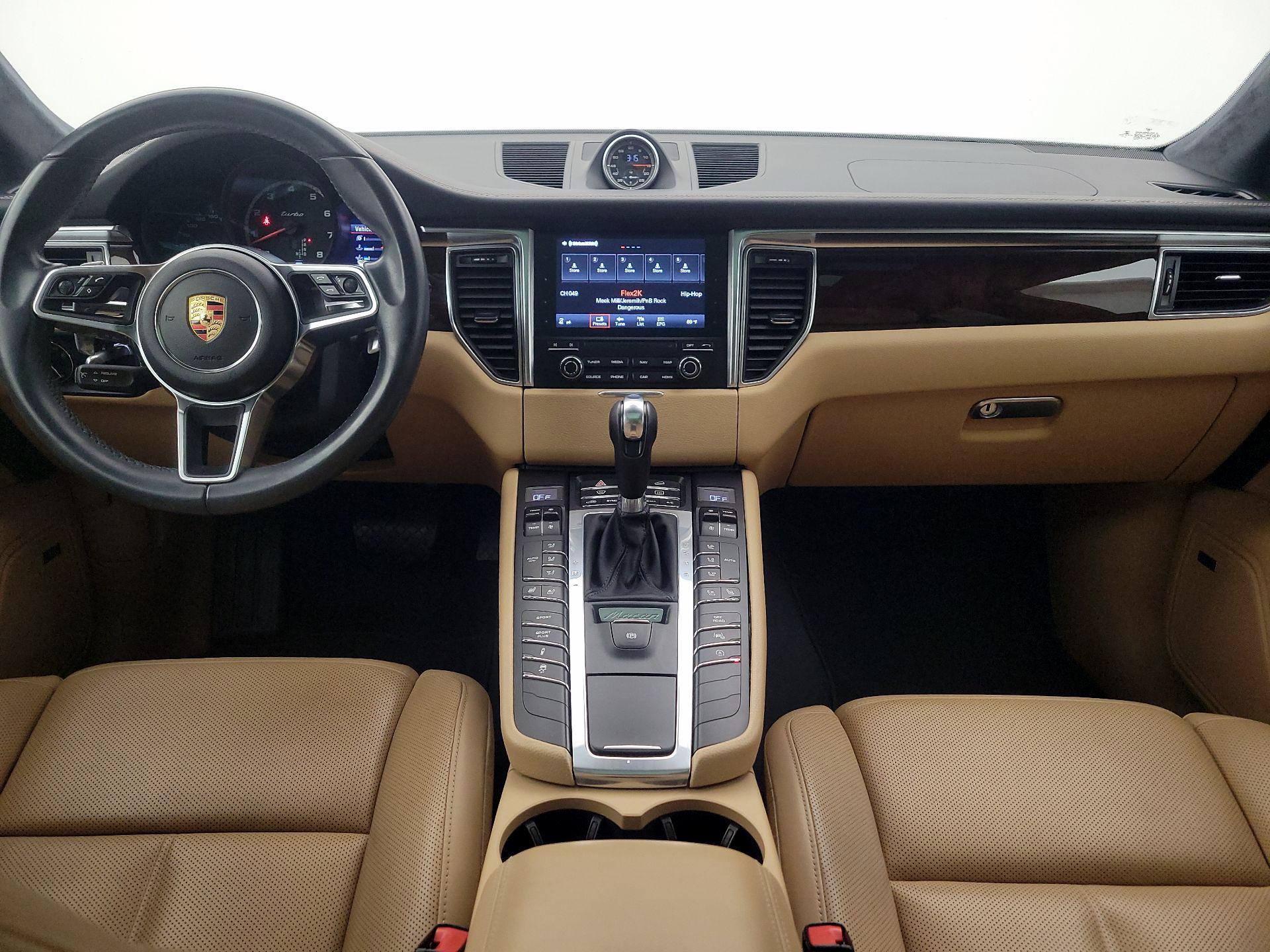 Thumbnail: 2018 Porsche Macan - 9