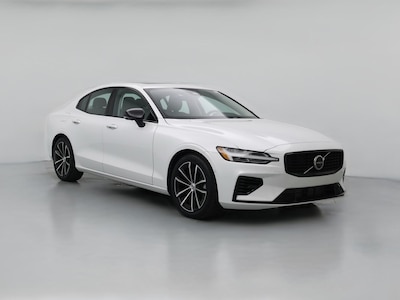 2023 Volvo S60 Recharge PHEV T8 Plus Dark Theme