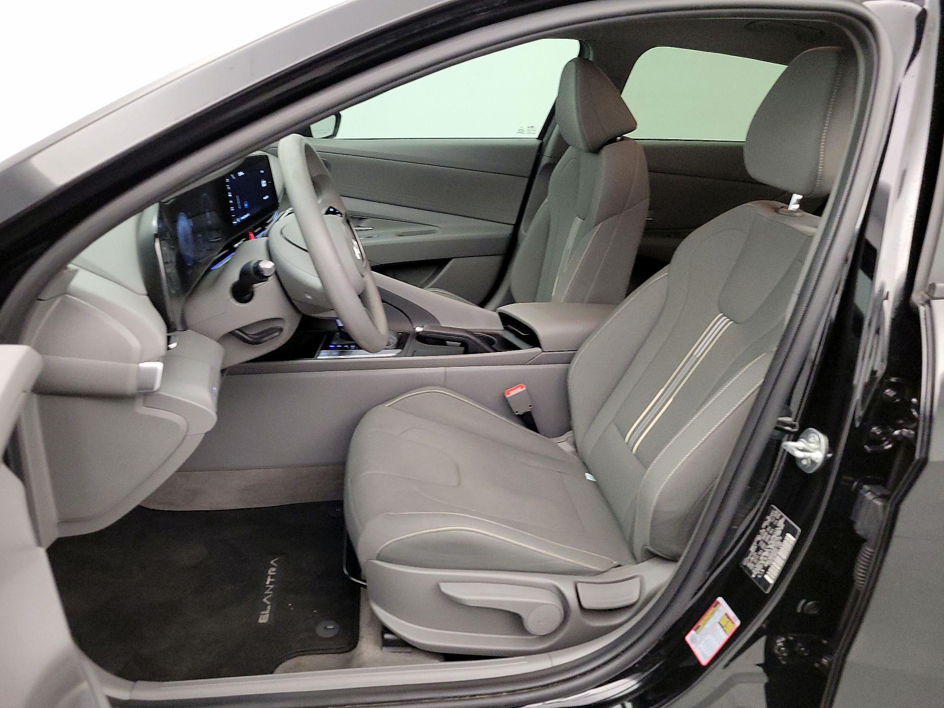 Thumbnail: 2024 Hyundai Elantra - 11