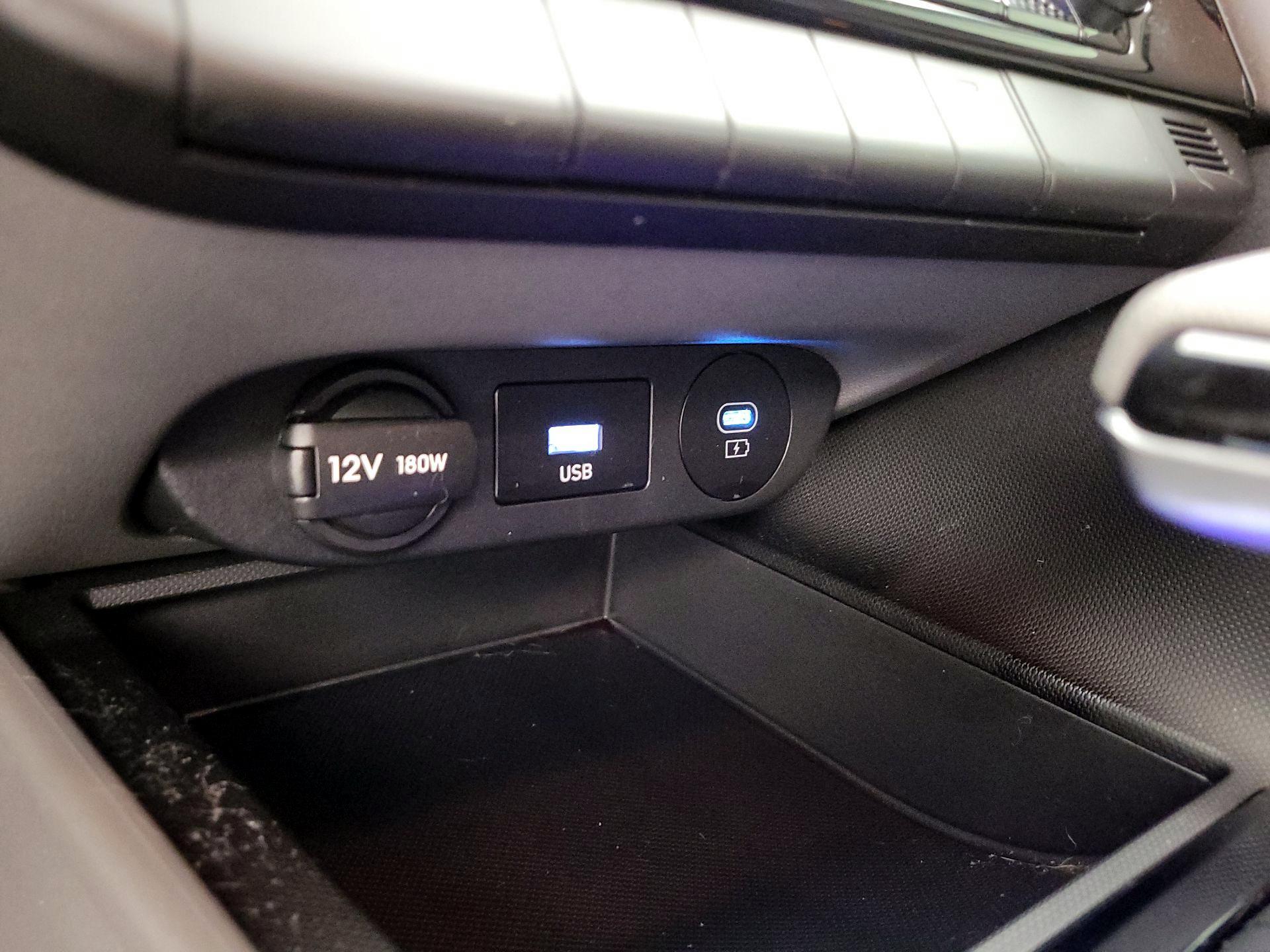 Thumbnail: 2024 Hyundai Elantra - 19