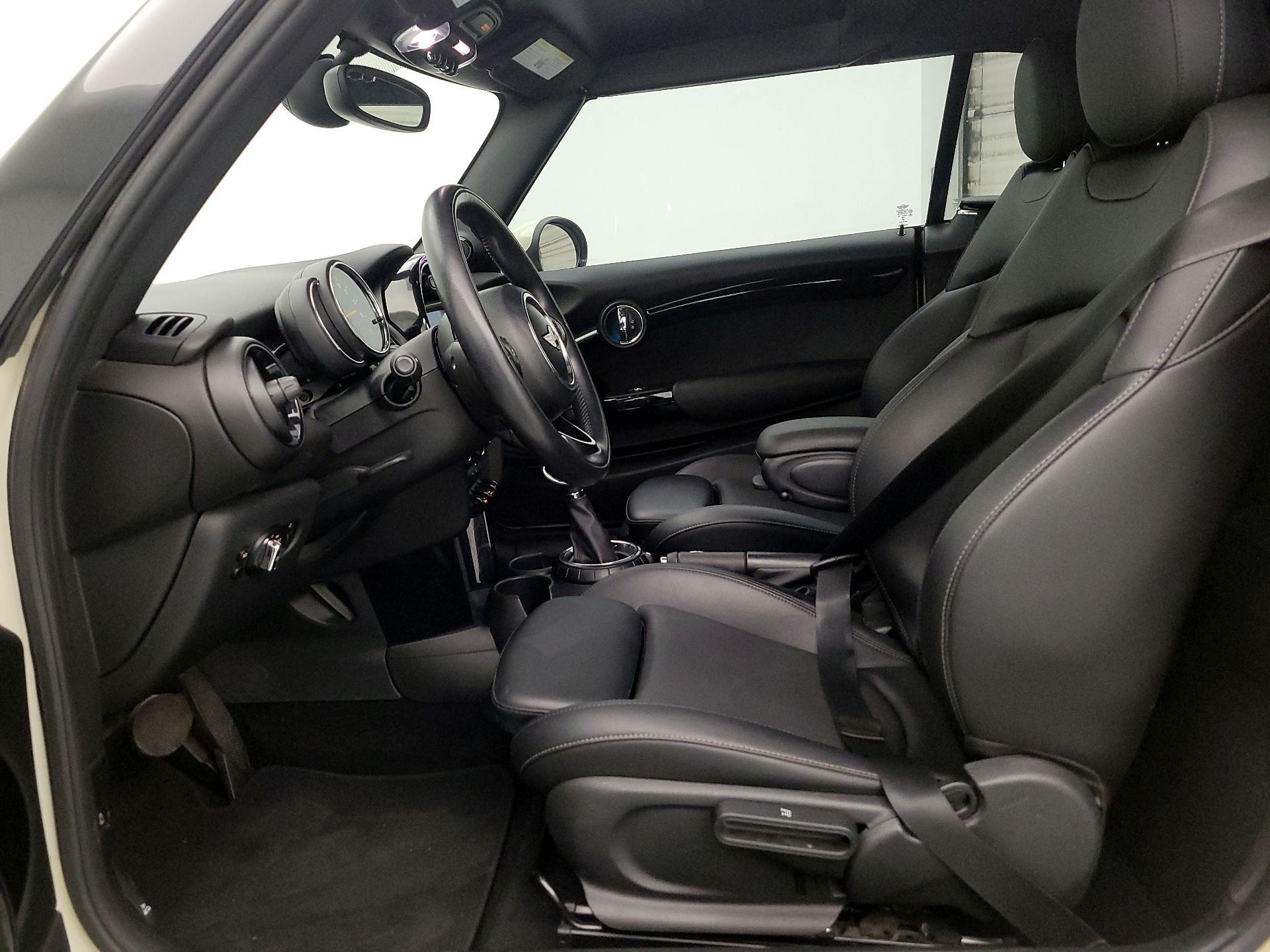 Thumbnail: 2017 MINI Cooper - 11