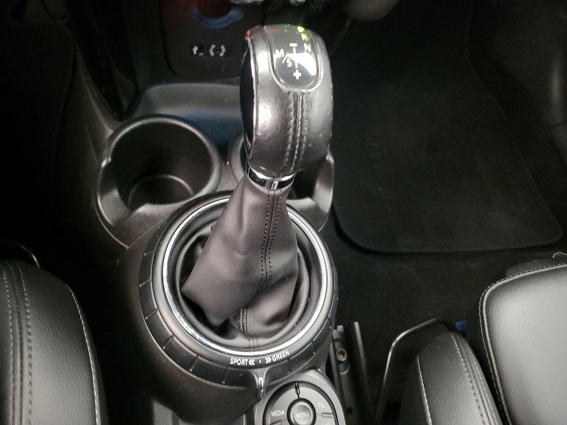 Thumbnail: 2017 MINI Cooper - 18